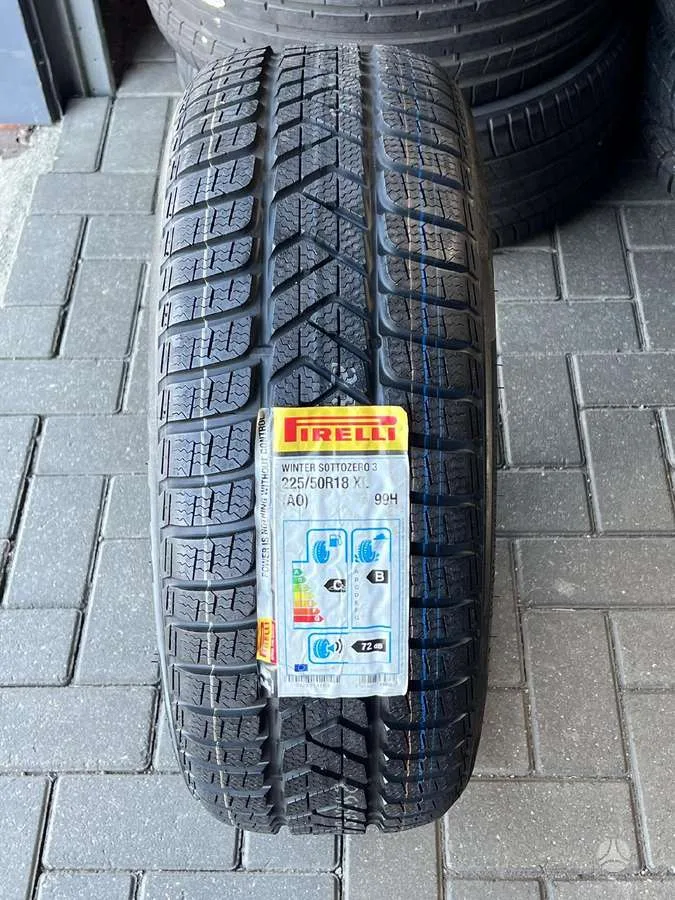 Pirelli SOTTOZERO 3 XL NAUJOS 225/50 R18