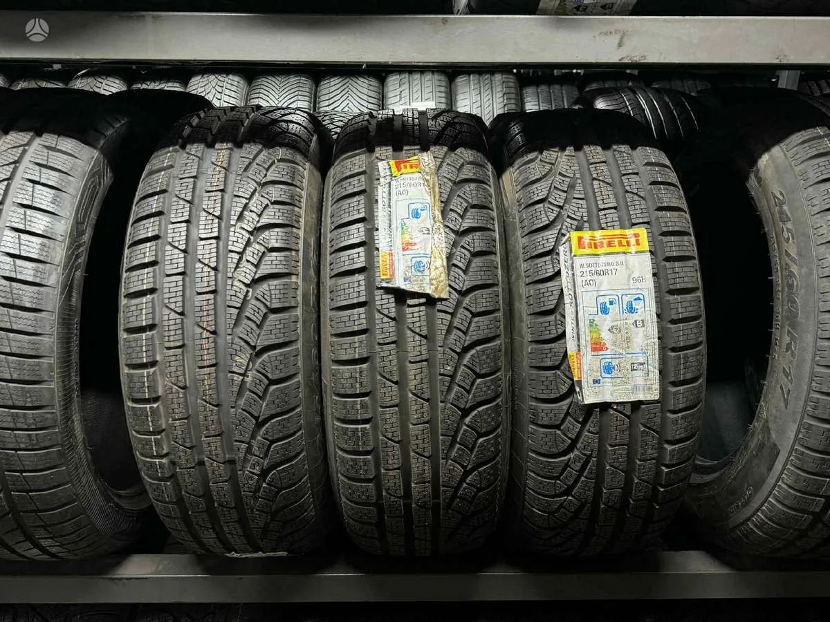 Pirelli SOTTOZERO SERIE II 215/60 R17