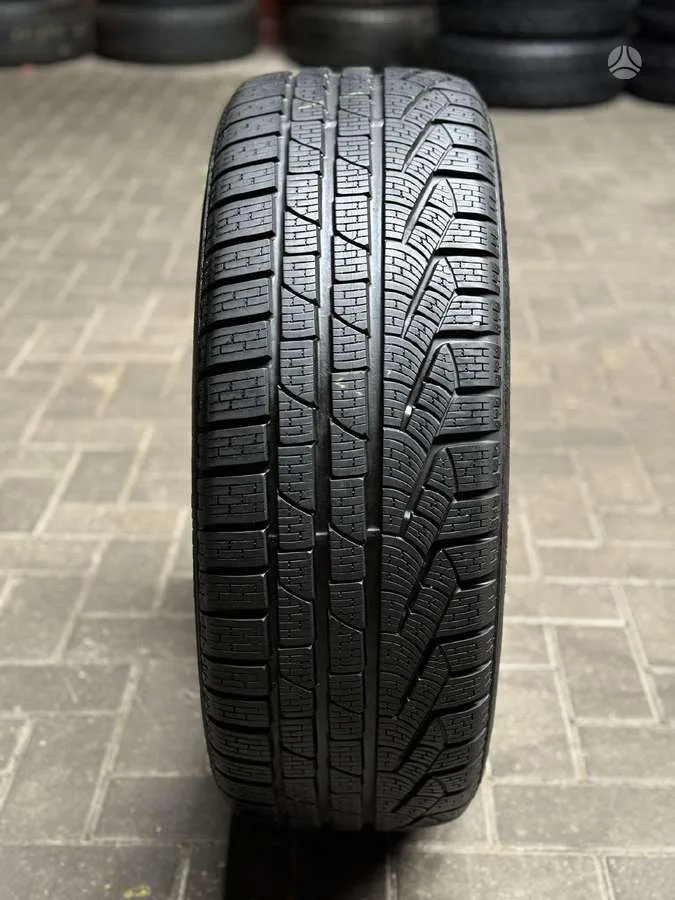 Pirelli SOTTOZERO WINTER 210 SERIE II 235/55 R18