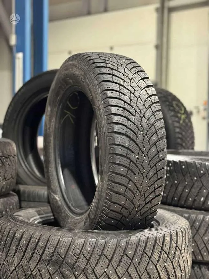 Pirelli WINTER ICE ZERO 2 215/65 R17