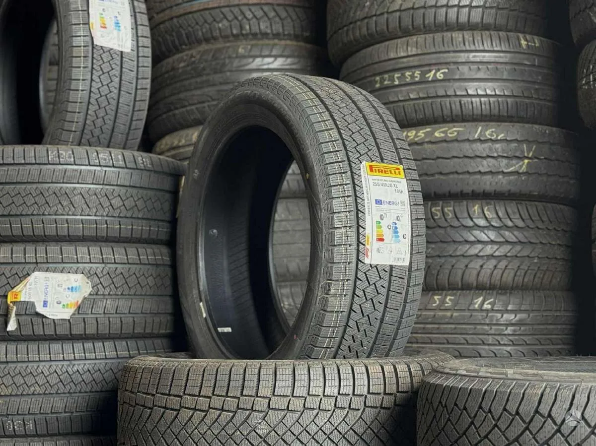 Pirelli WINTER ICE ZERO ASIMM. 255/45 R20