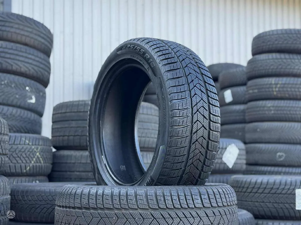 Pirelli WINTER SOTTOZERO 3 225/55 R18