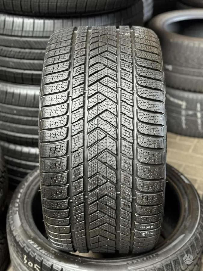 Pirelli WINTER SOTTOZERO 3 305/30 R20