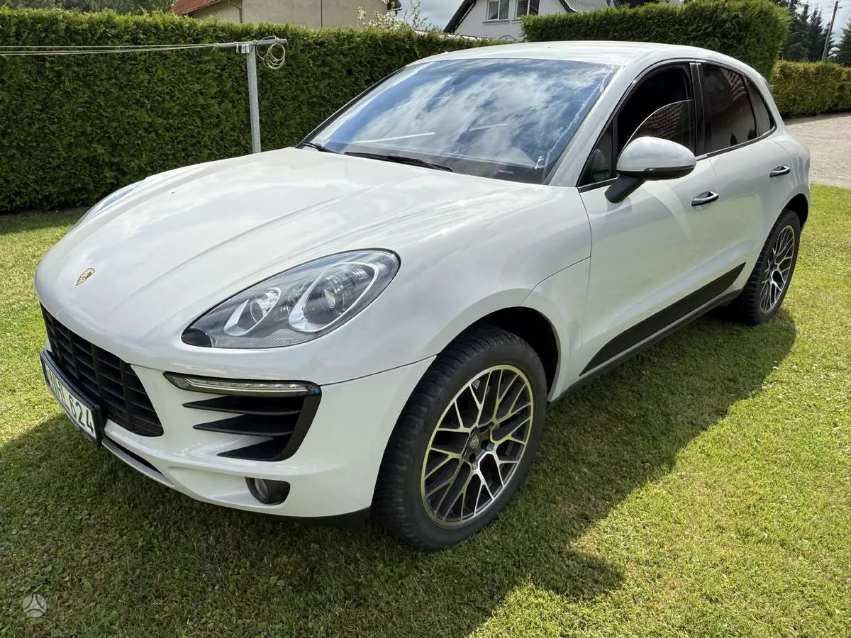Porsche Macan, 2014