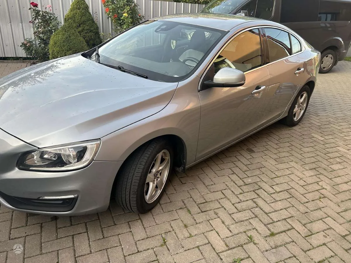 Volvo S60, 2014