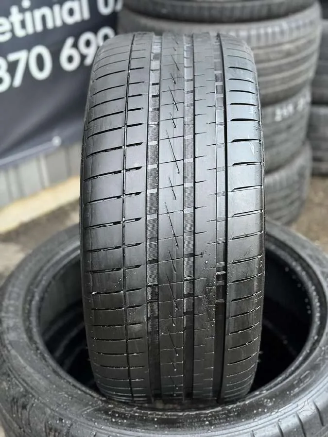 Vredestein ULTRAC VORTI 245/35 R19