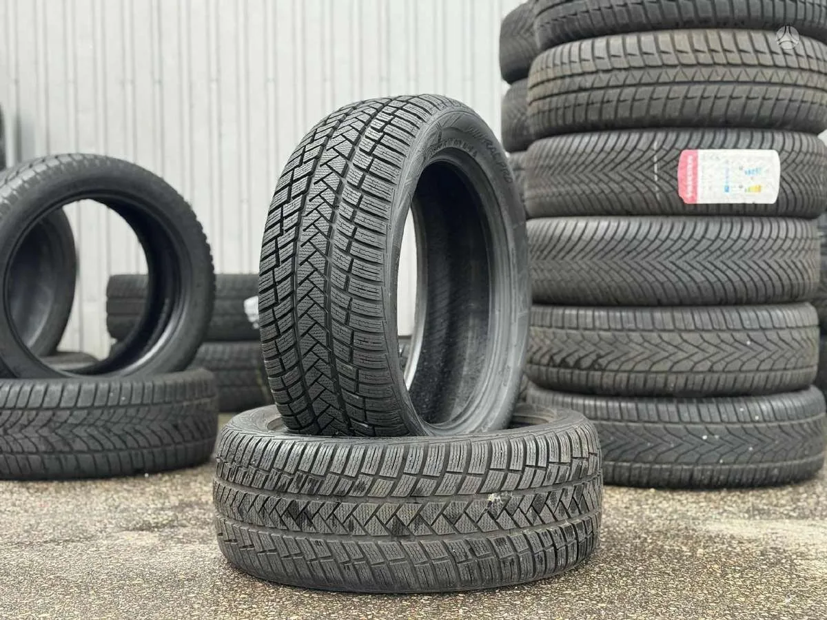 Vredestein WINTRAC PRO 225/50 R17