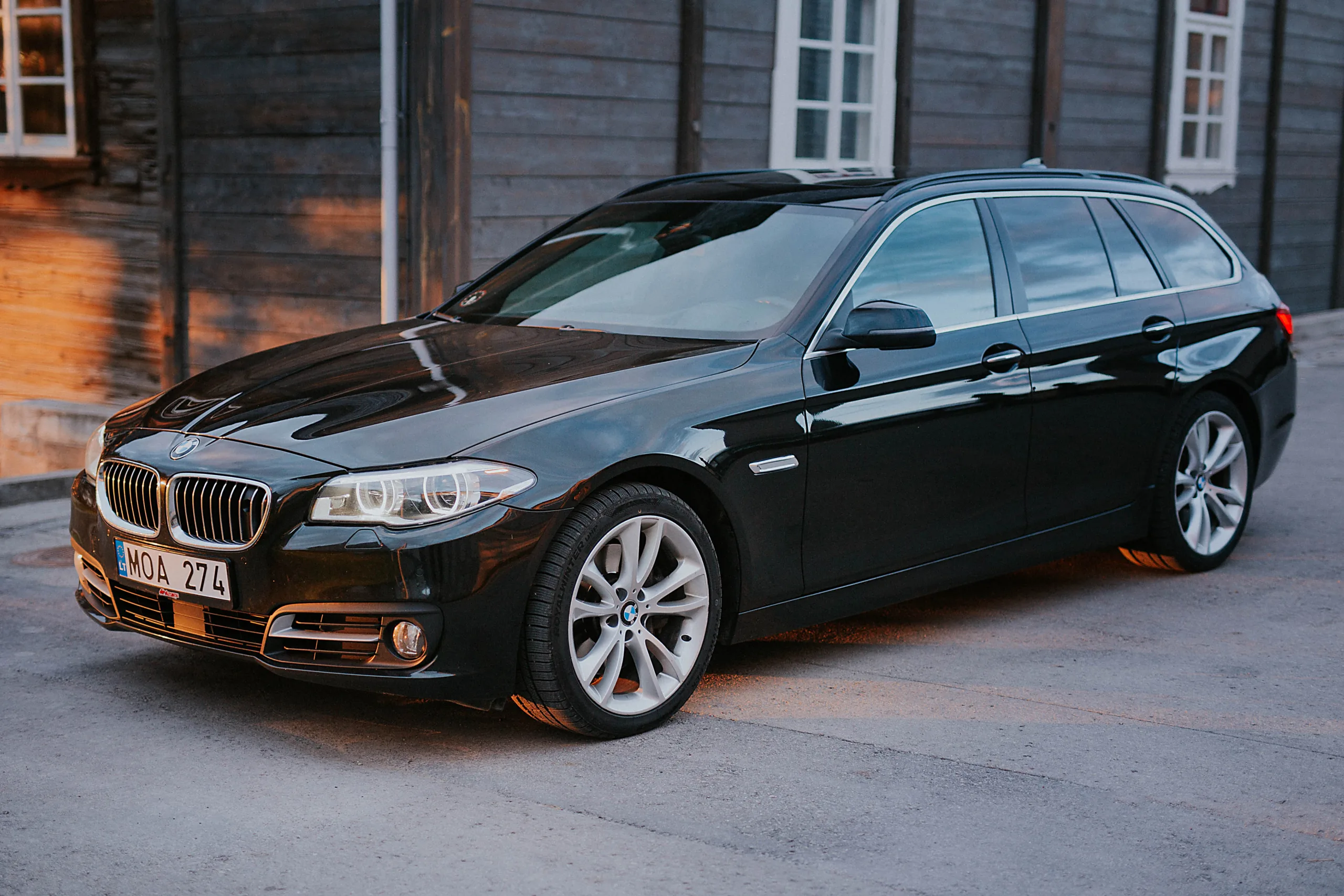 BMW 530, 2016