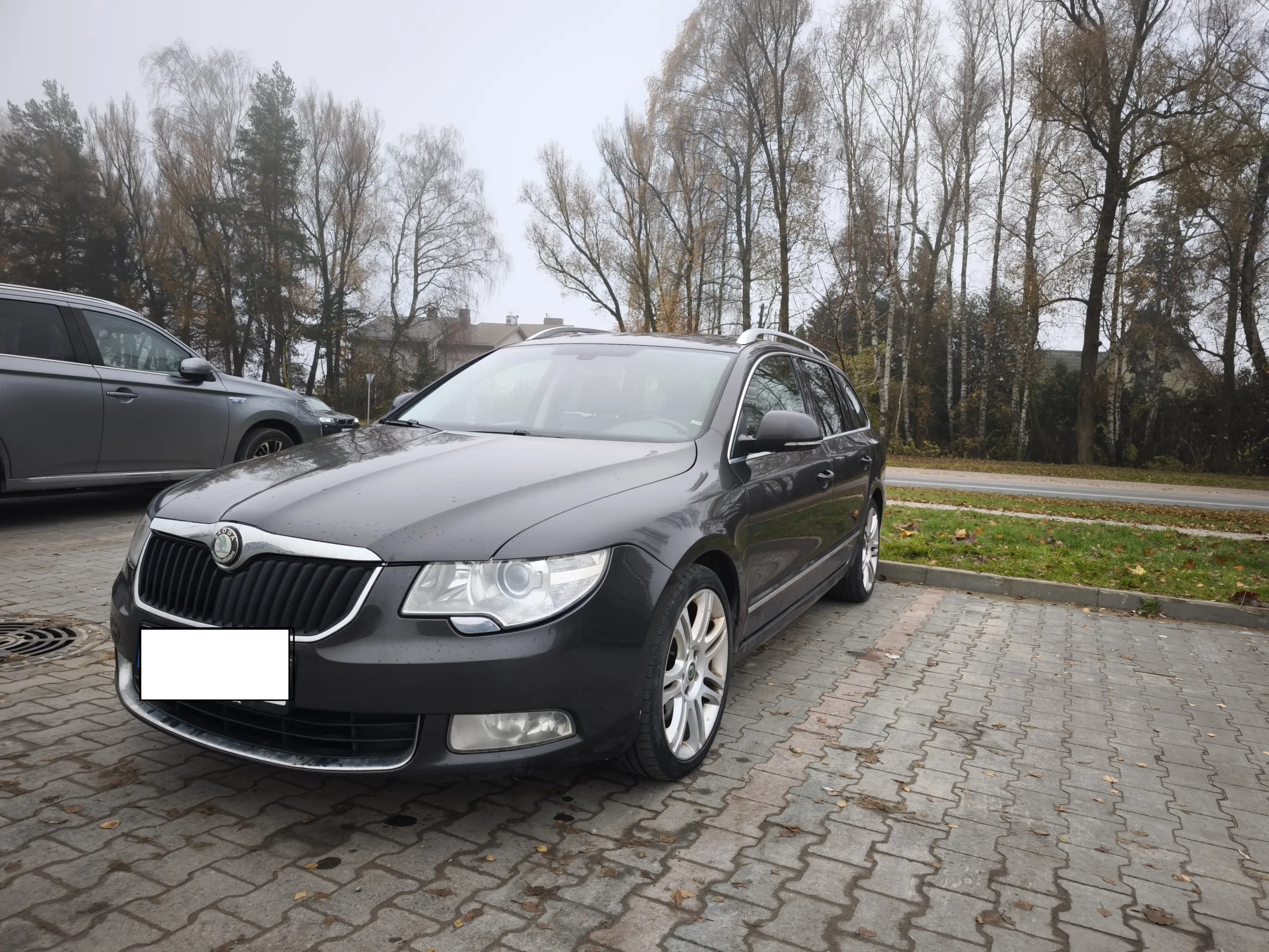 Skoda Superb, 2011