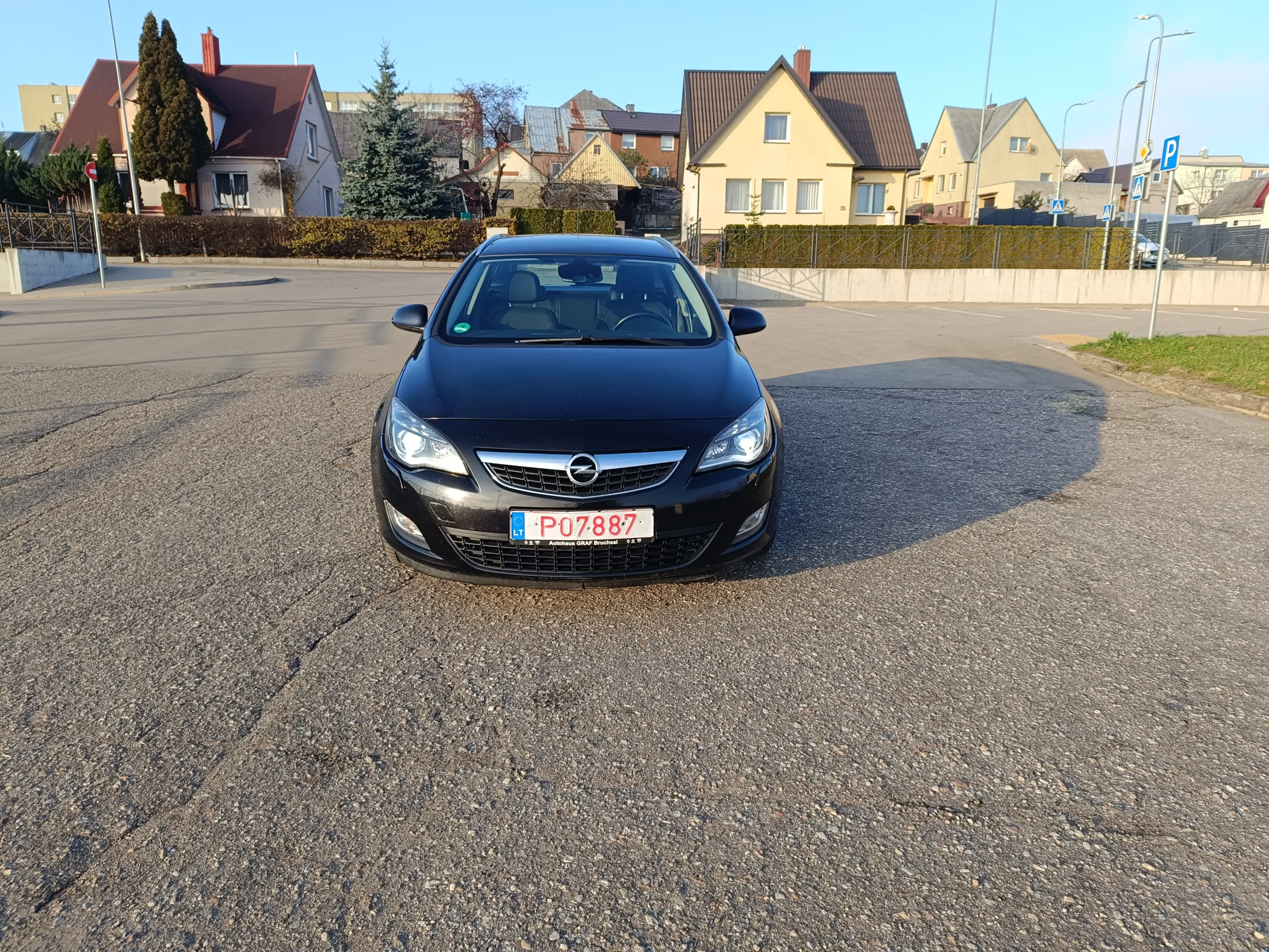 Opel Astra, 2011