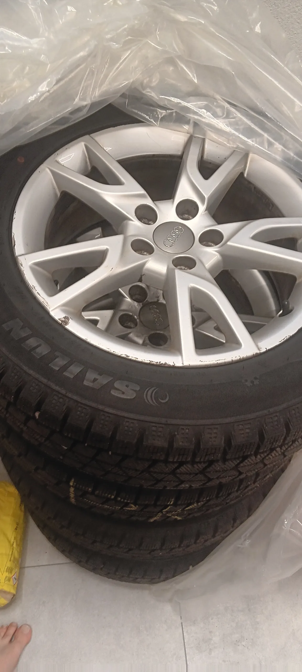 Sailun 215/60 R17