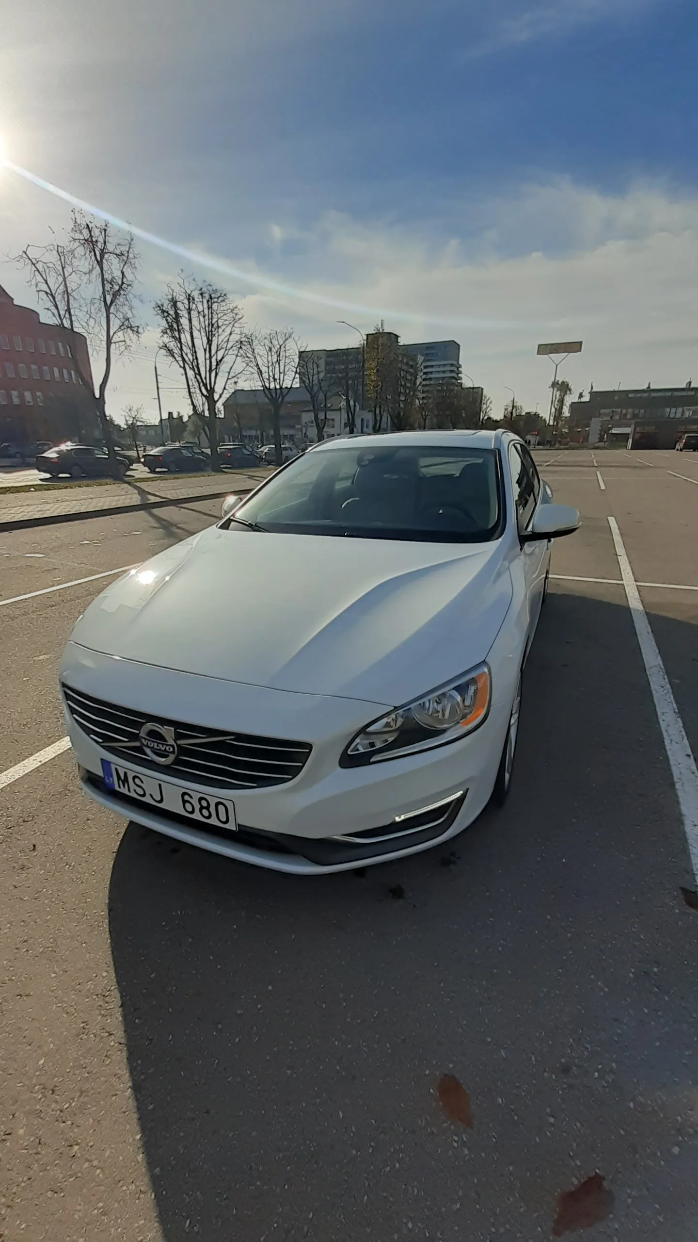 Volvo V60, 2015