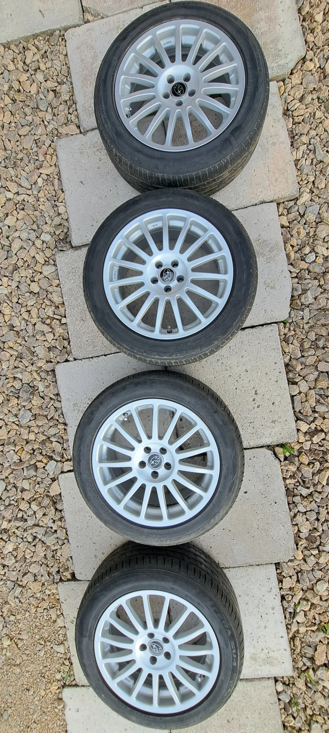 Nexen NFERA SU4 215/55ZR17 215/55 R17