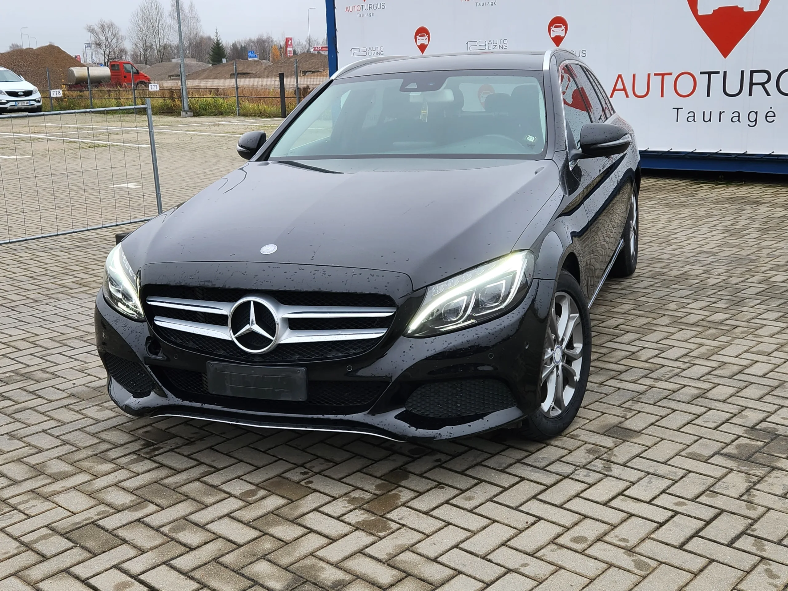 Mercedes-Benz C220, 2016