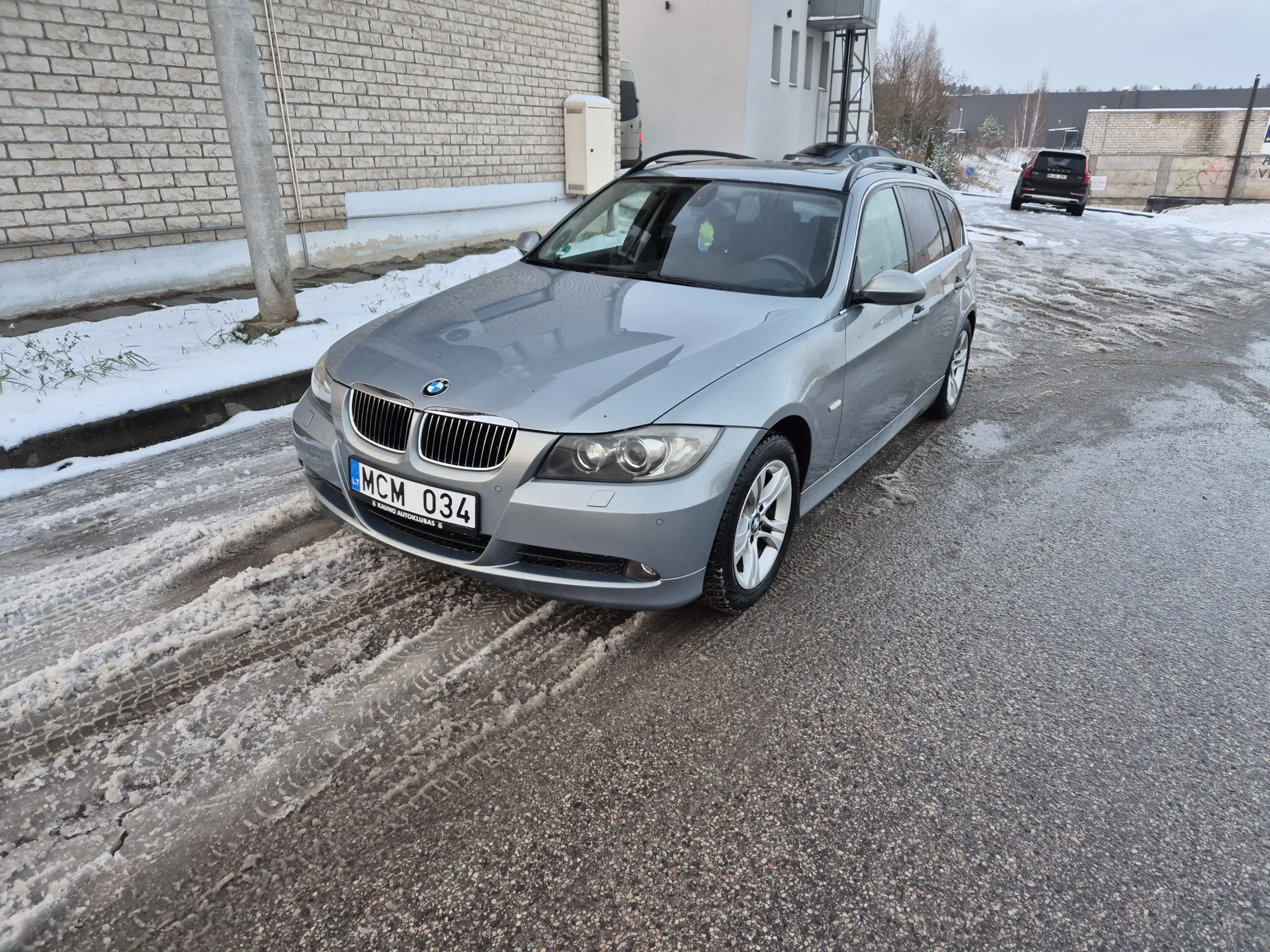 BMW 325, 2005