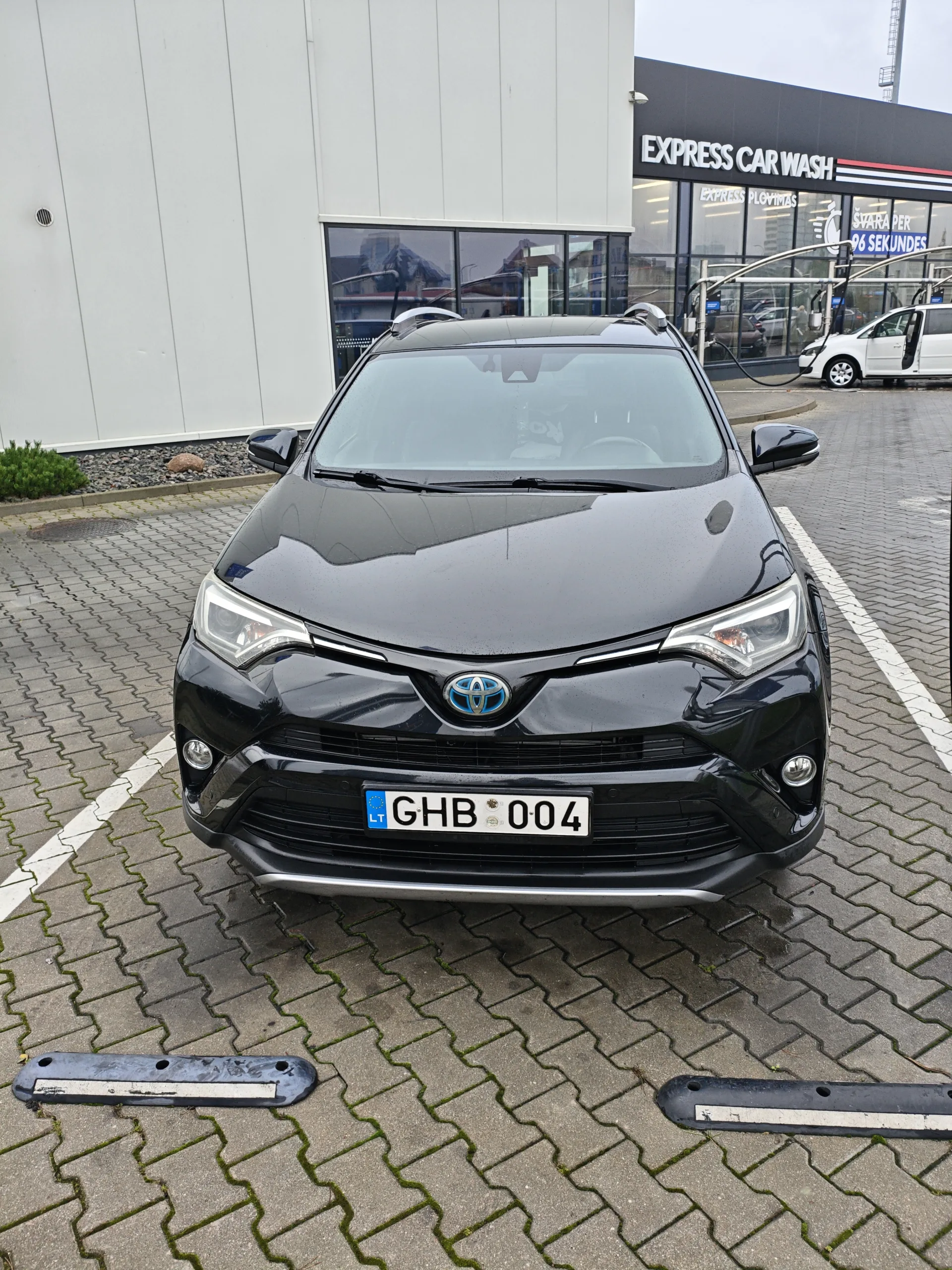 Toyota RAV4, 2017