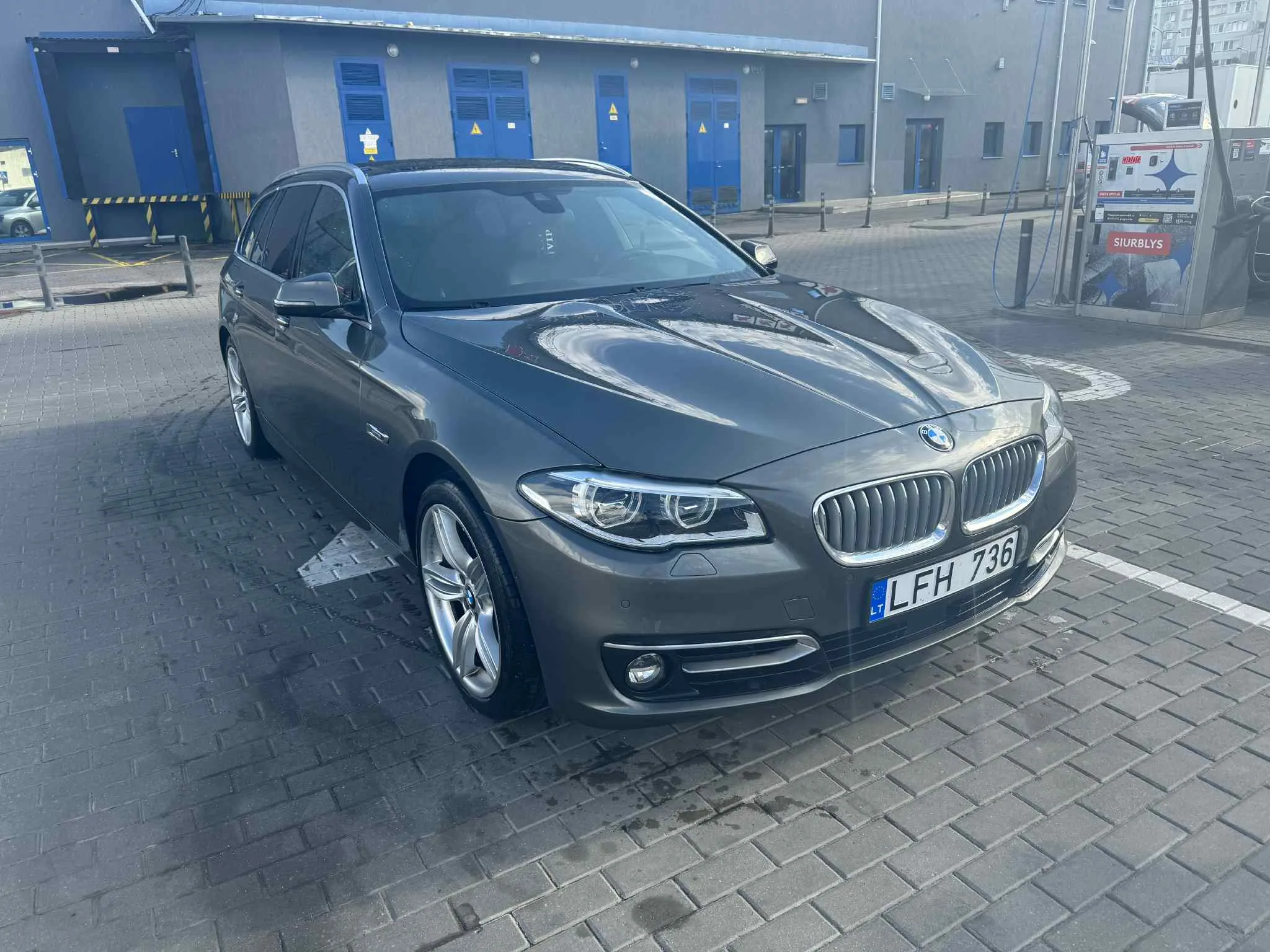 BMW 518, 2022