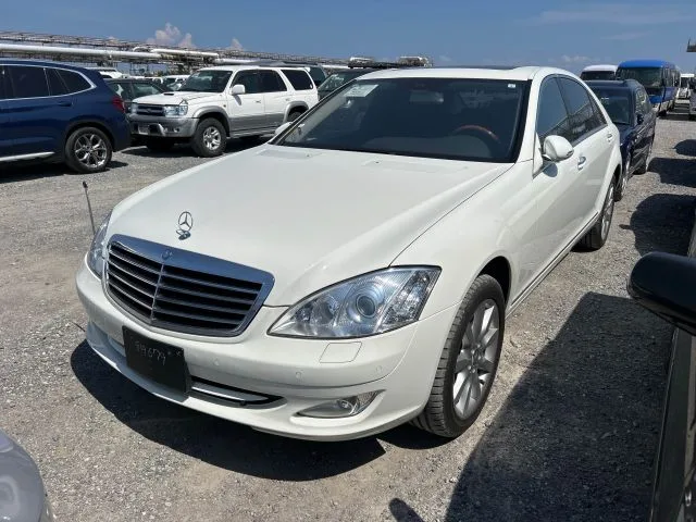 Mercedes-Benz S550, 2008