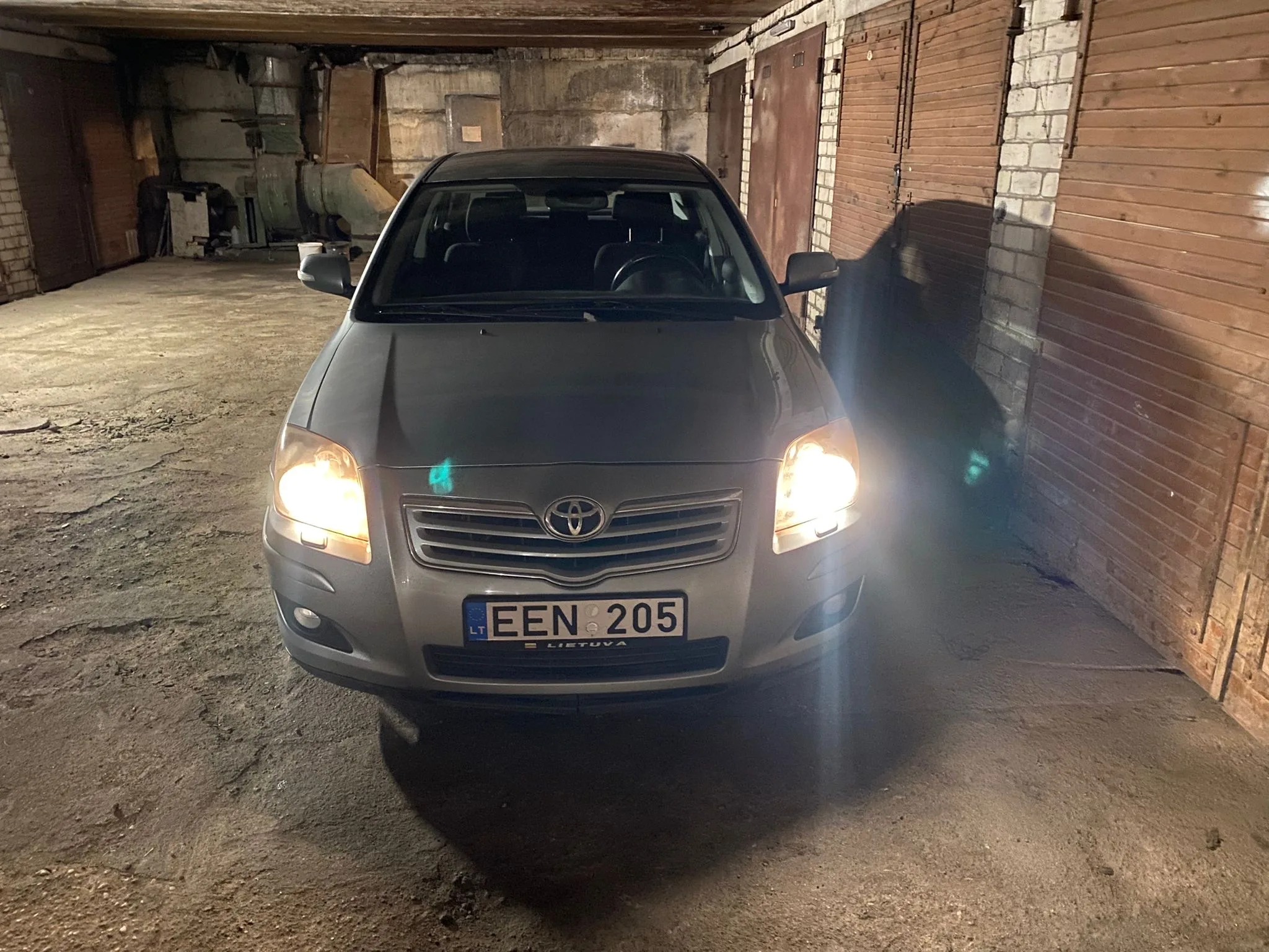 Toyota Avensis, 2008
