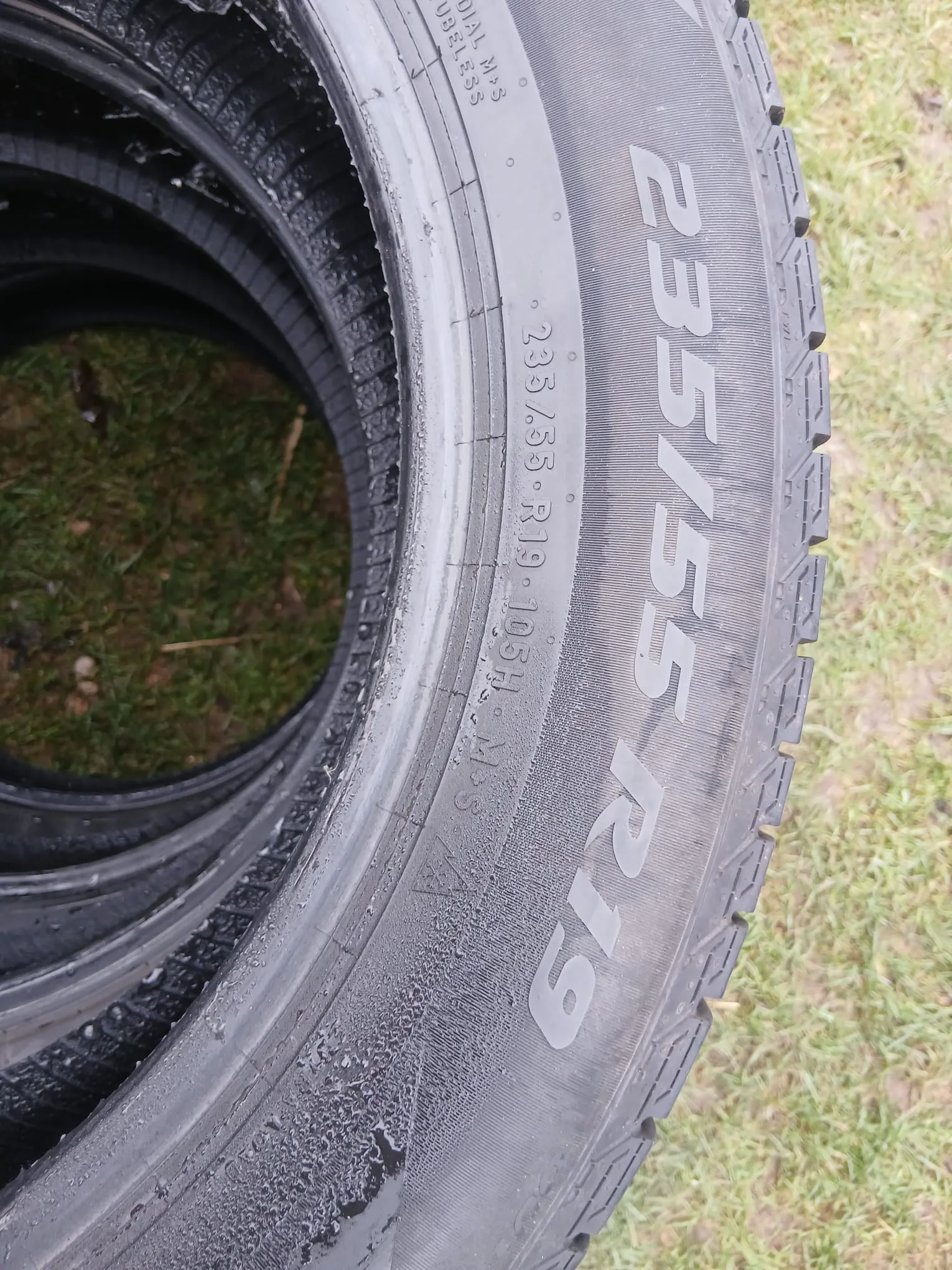 Pirelli 235/55 R19