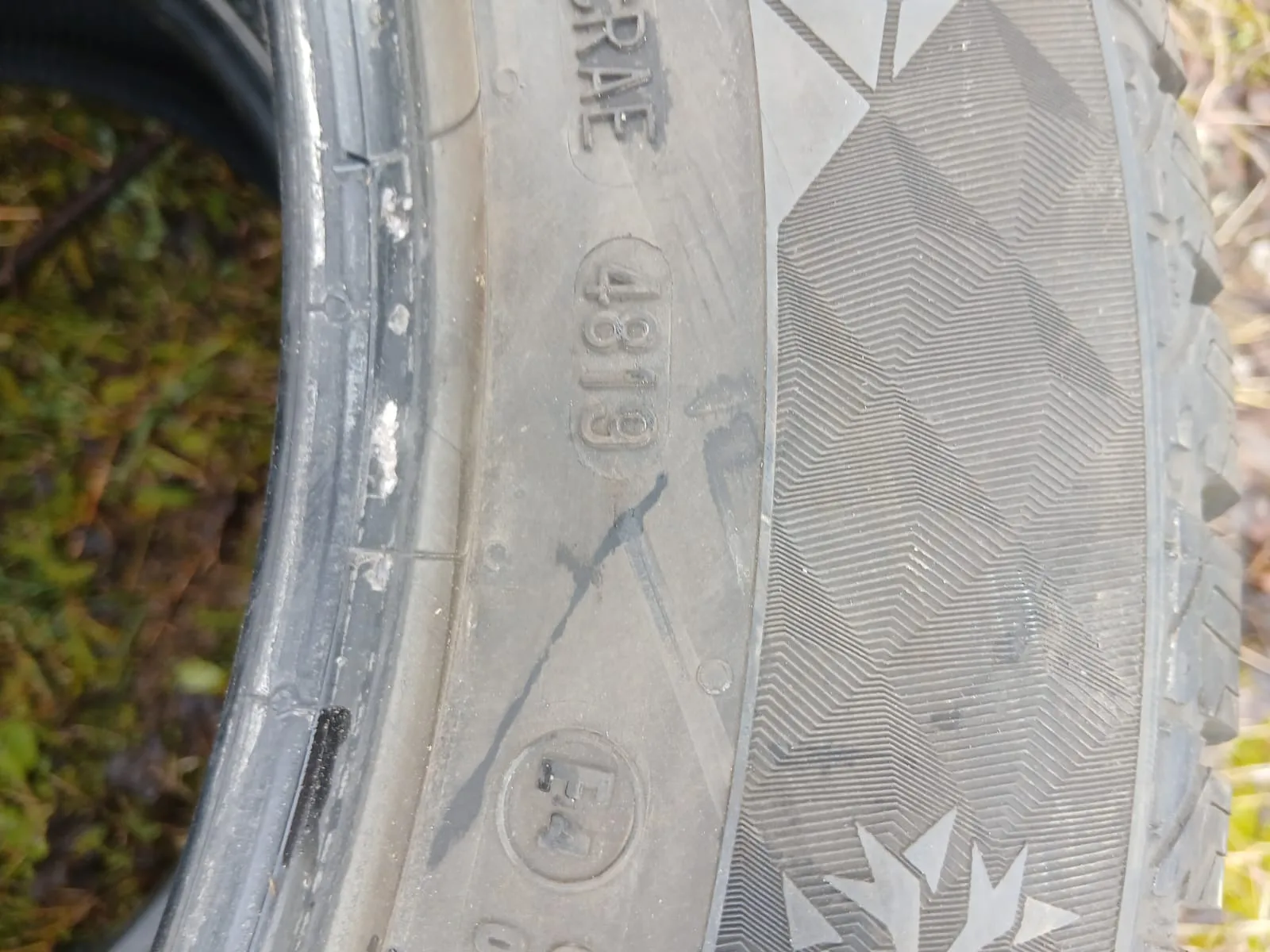 Continental 215/60 R17