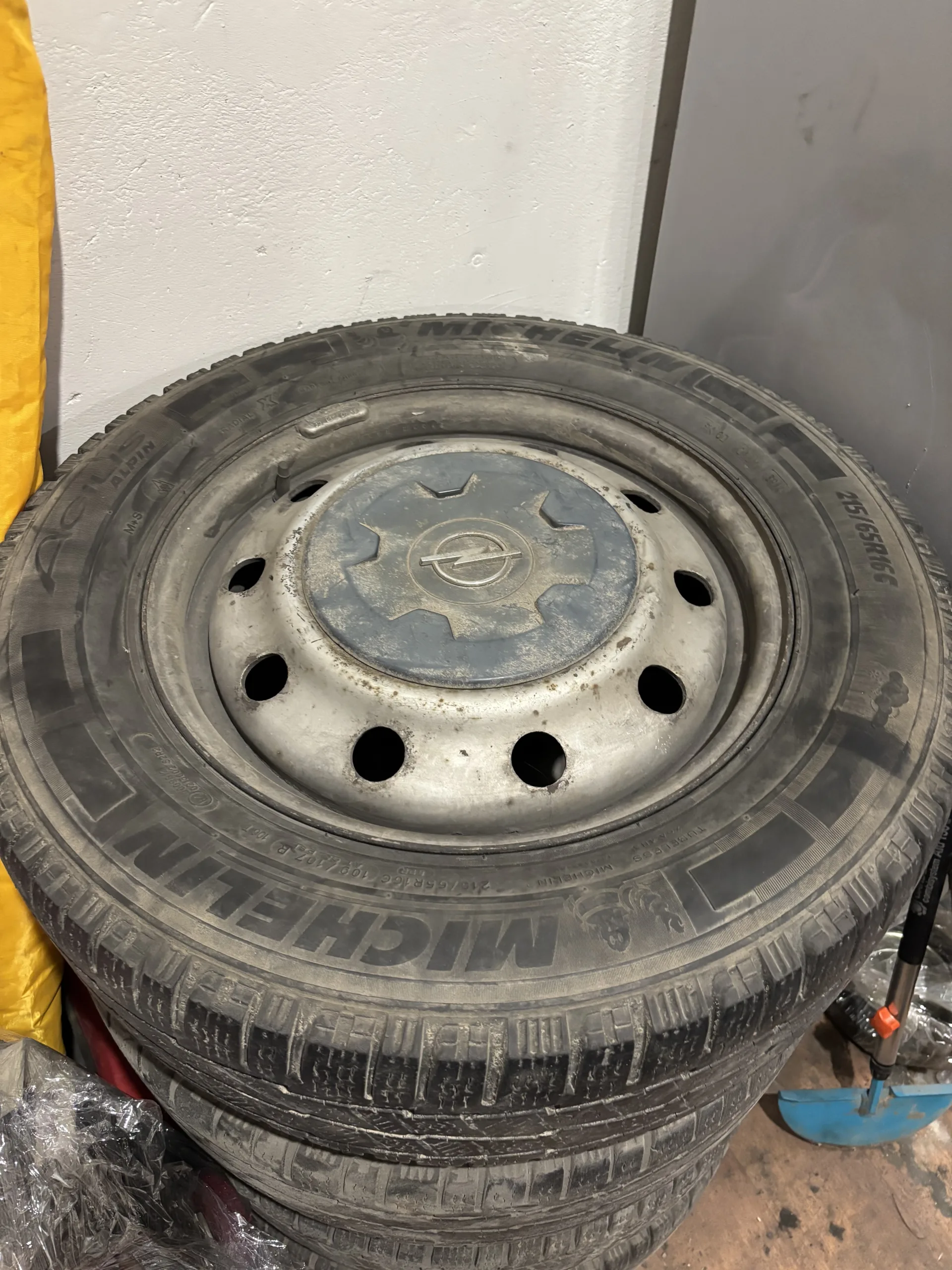 Michelin 215/65 R16