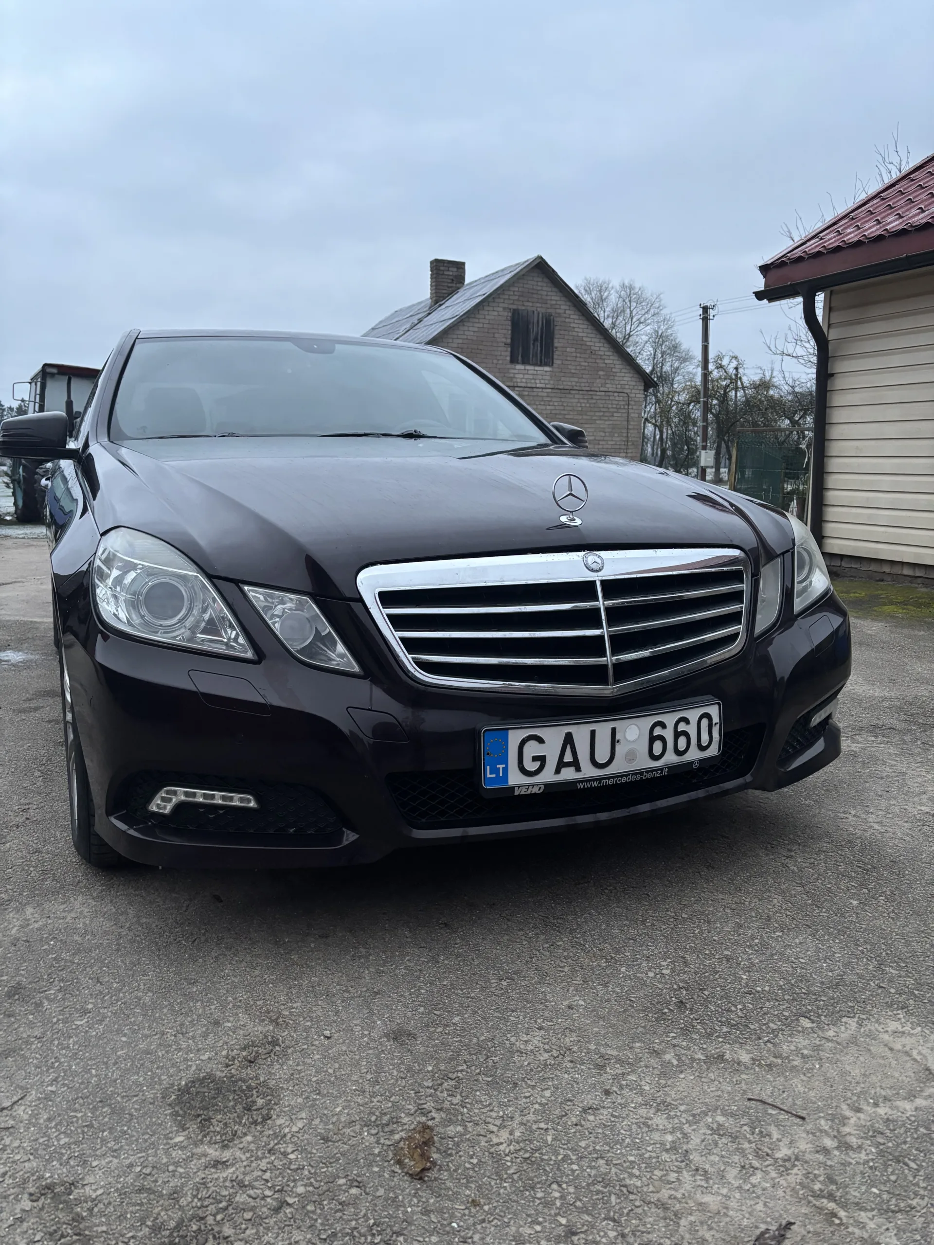 Mercedes-Benz E250, 2010