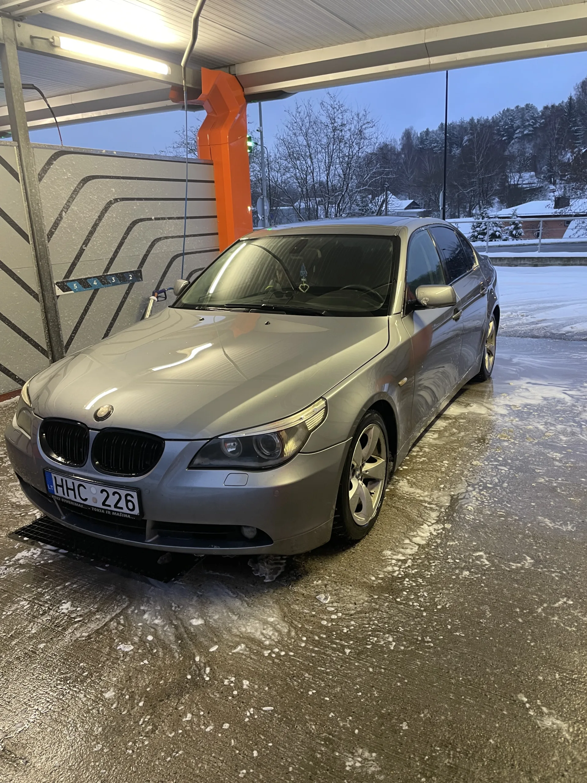 BMW 525d, 2004