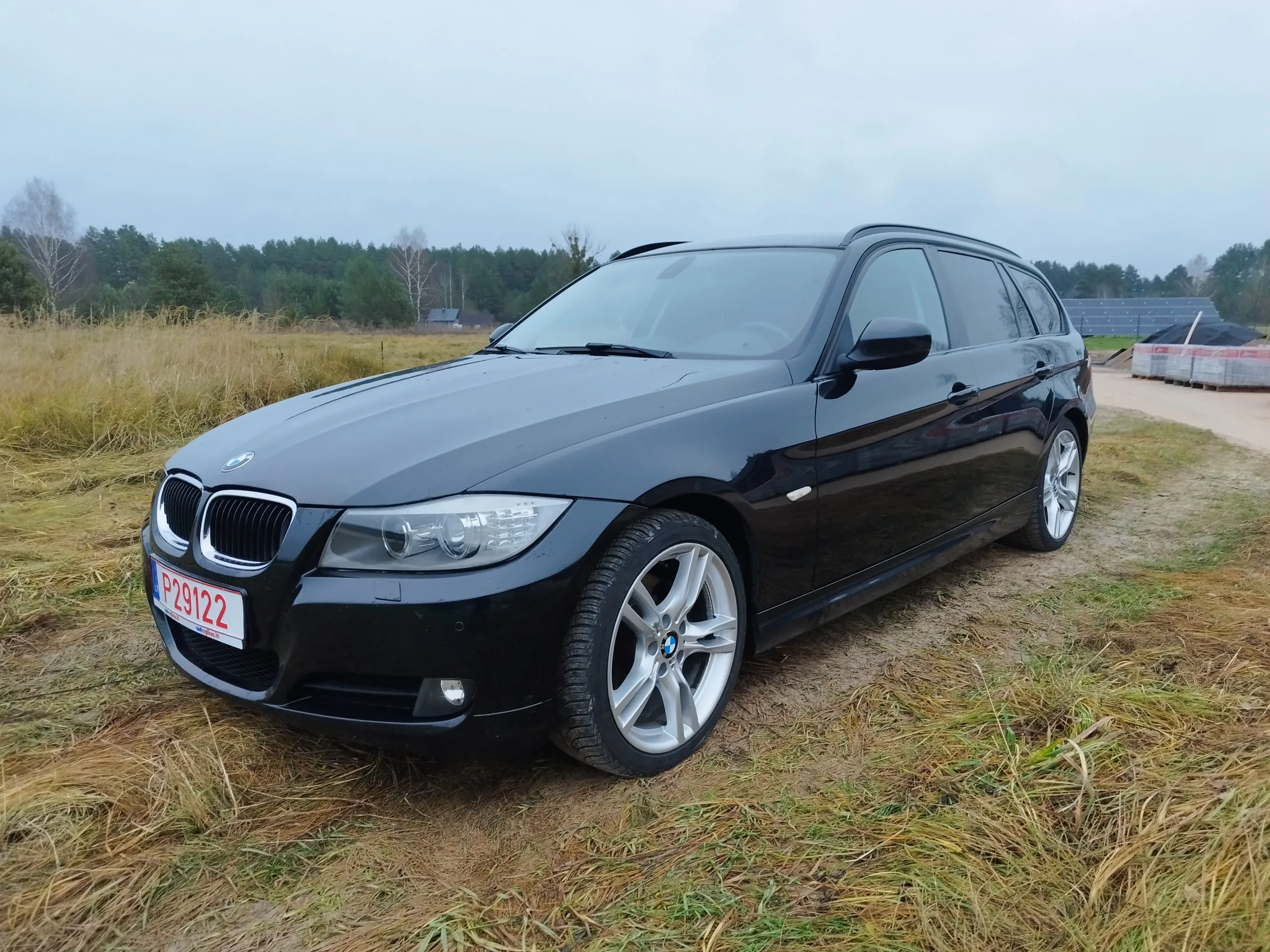 BMW 318, 2011