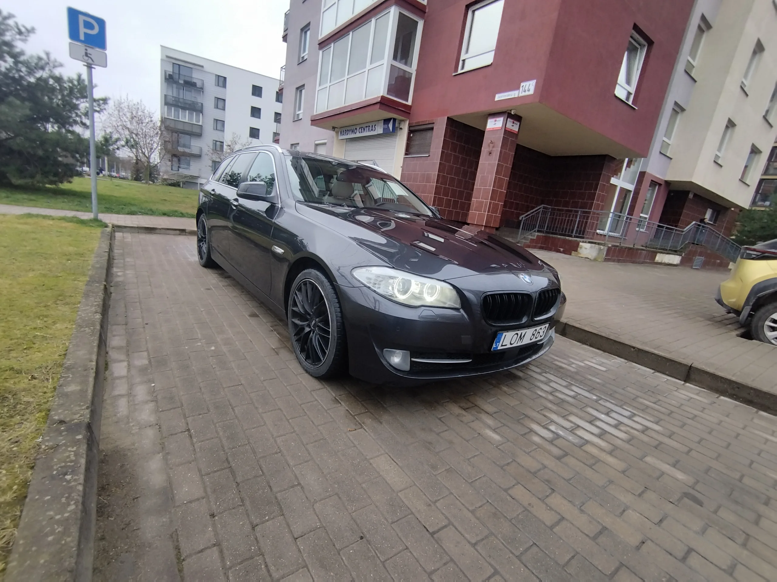 BMW 520, 2013