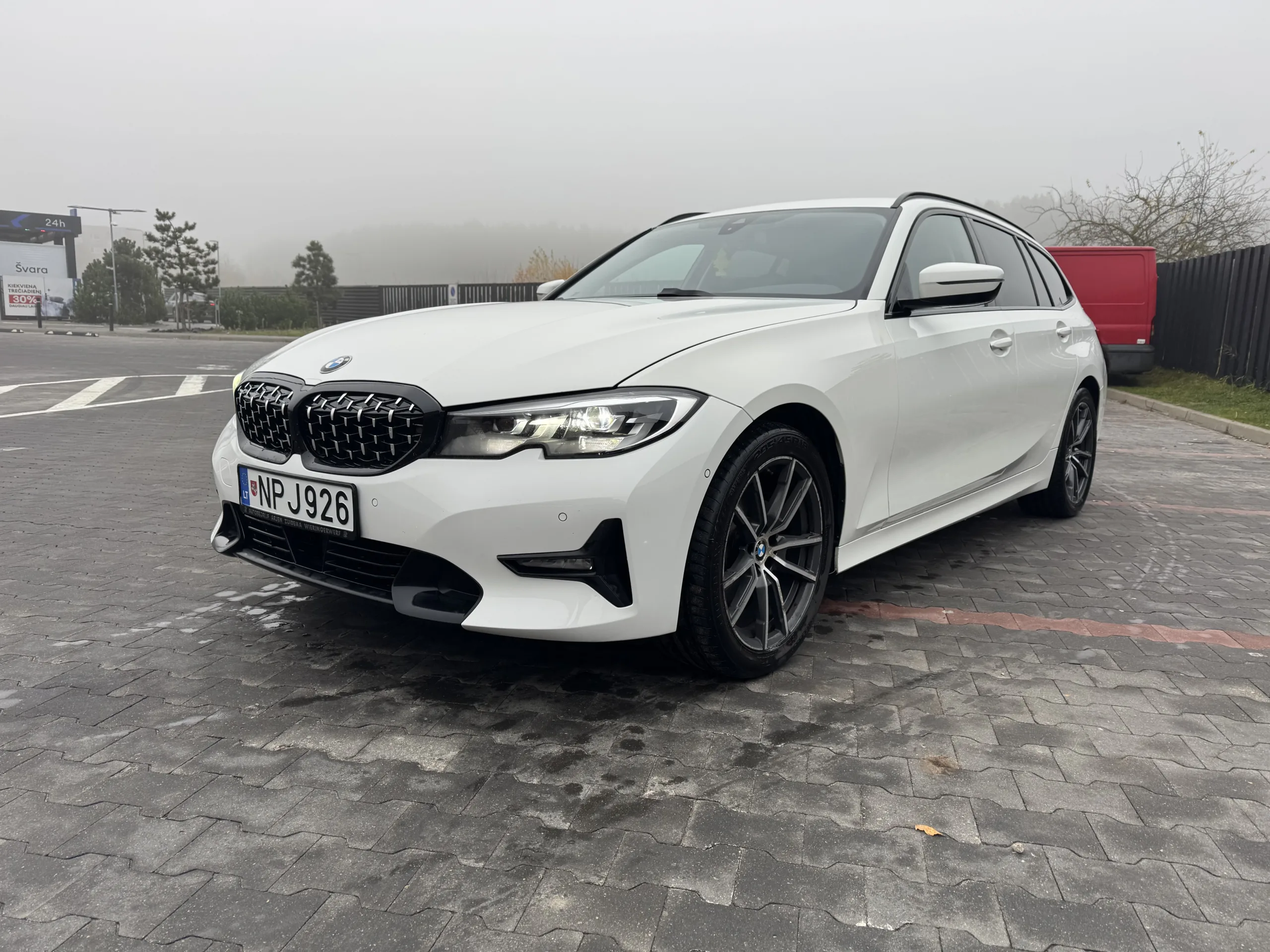 BMW 320, 2020