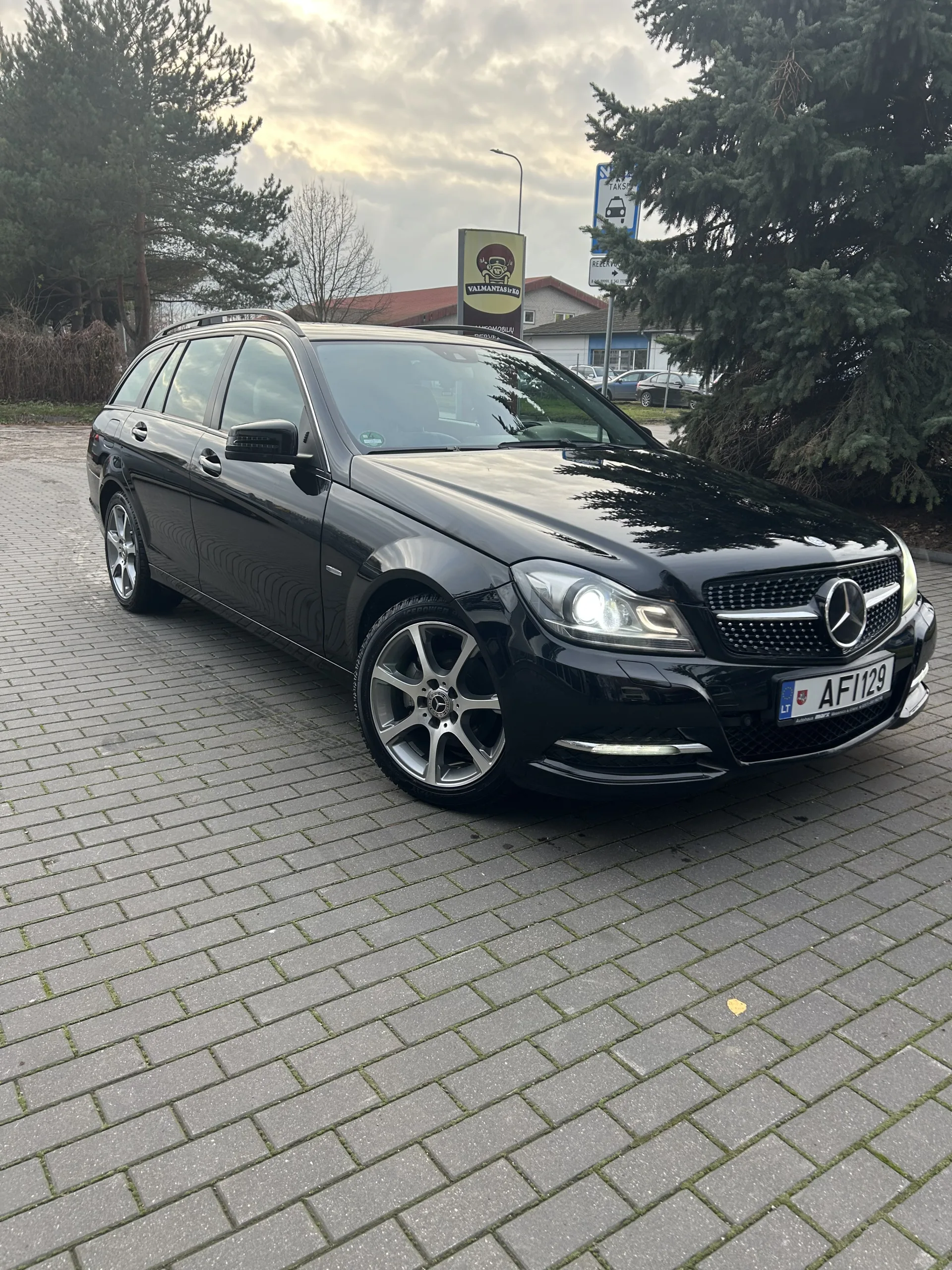Mercedes-Benz C220, 2012