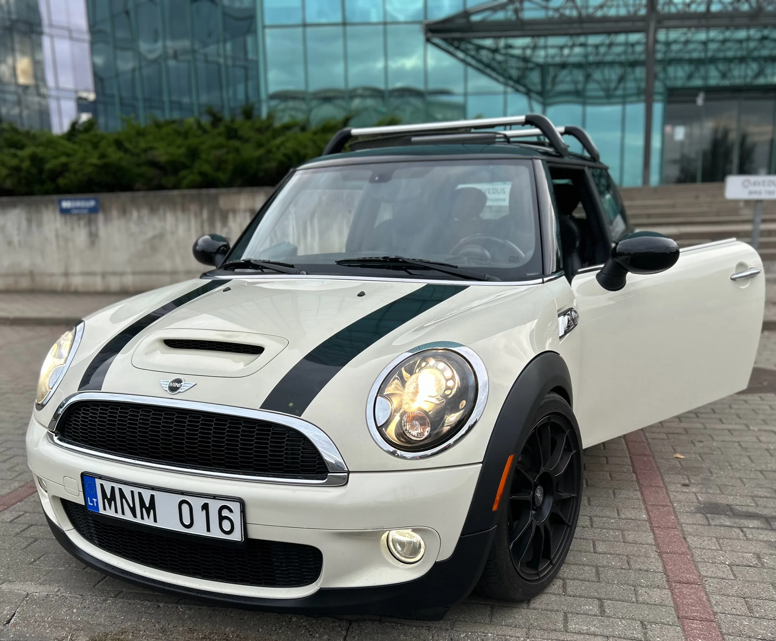Mini Cooper, 2010