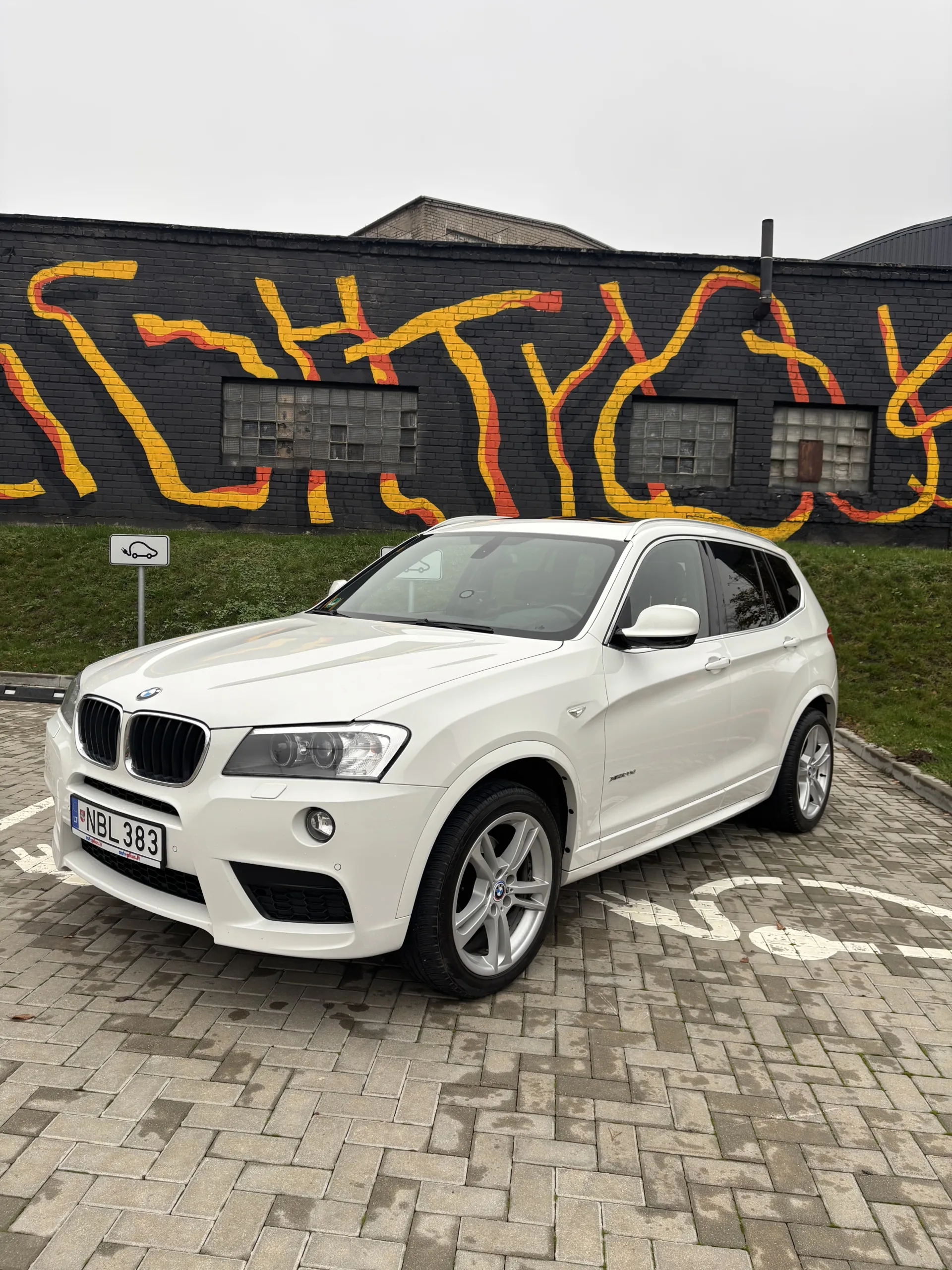 BMW X3, 2011