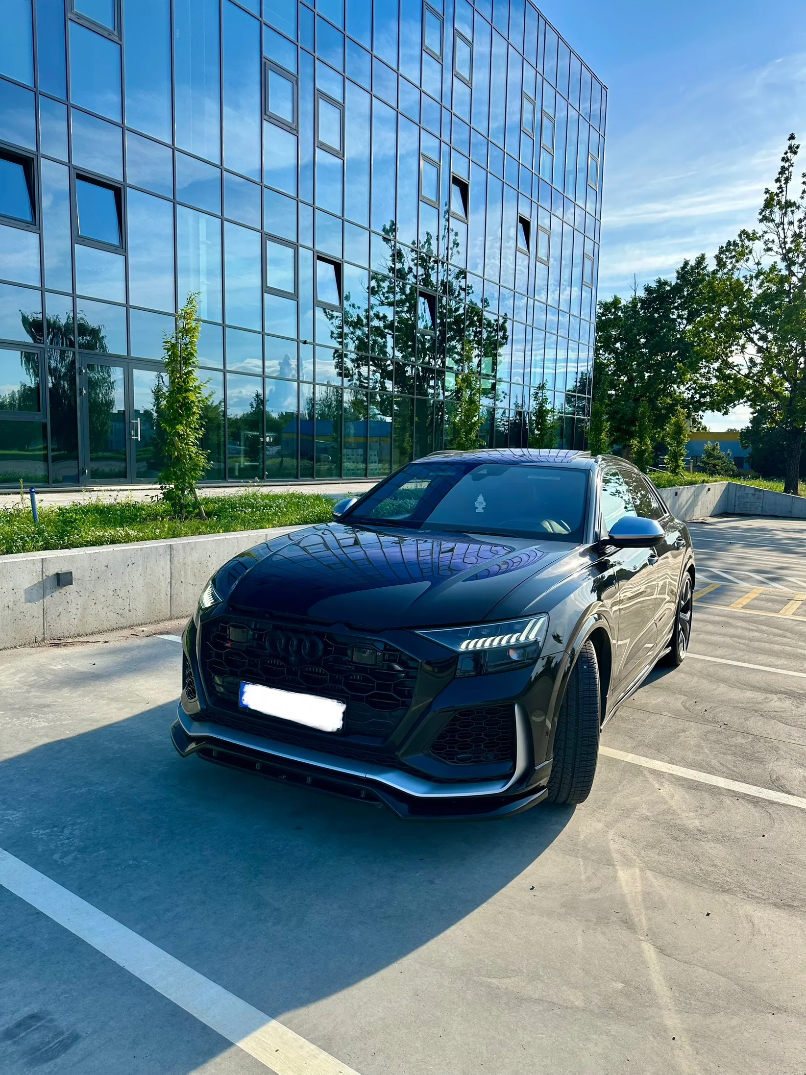 Audi RS Q8, 2022
