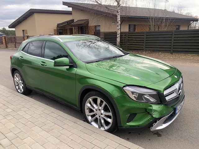 Mercedes-Benz 220 (W187), 2016