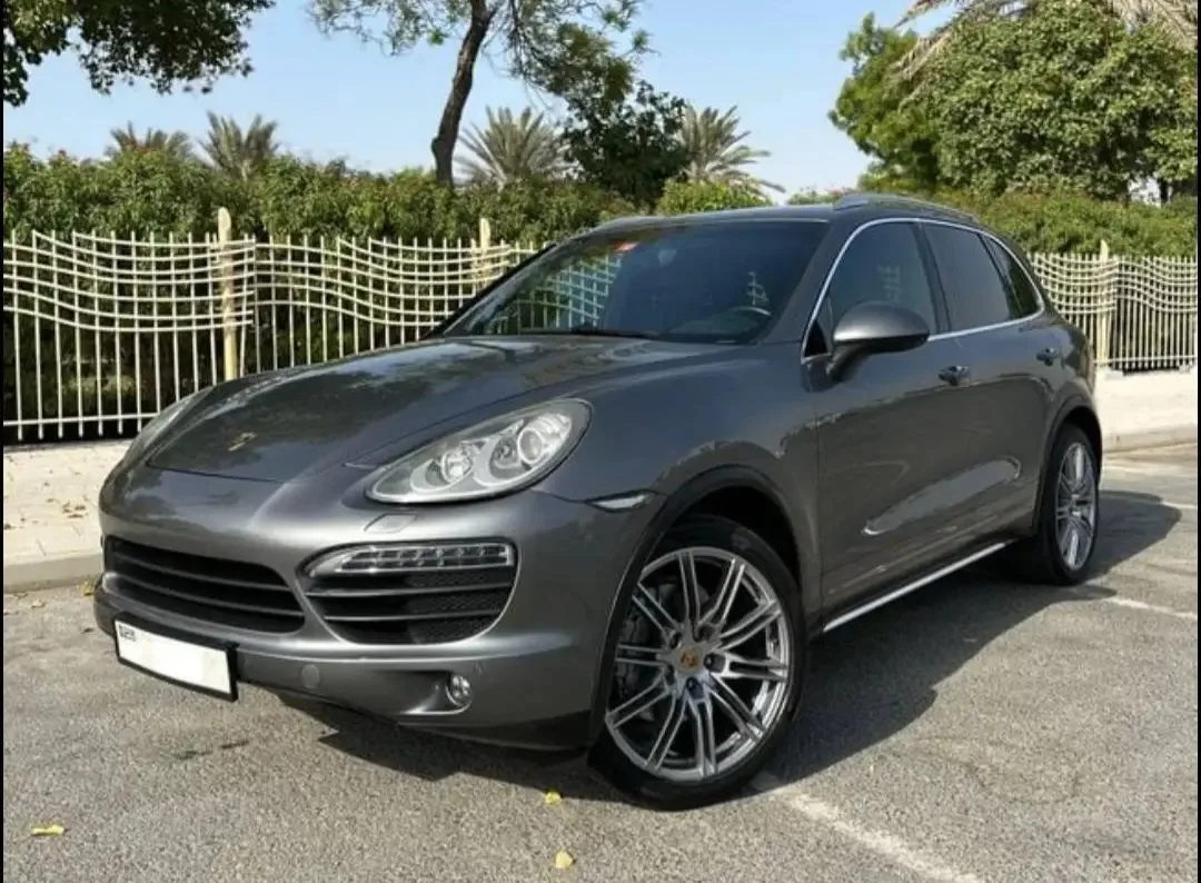 Porsche Cayenne, 2011