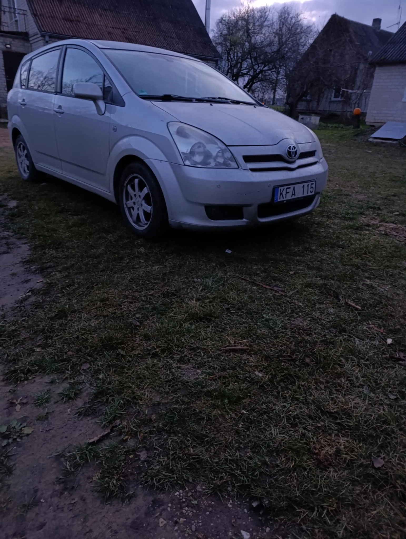Toyota Corolla Verso, 2006