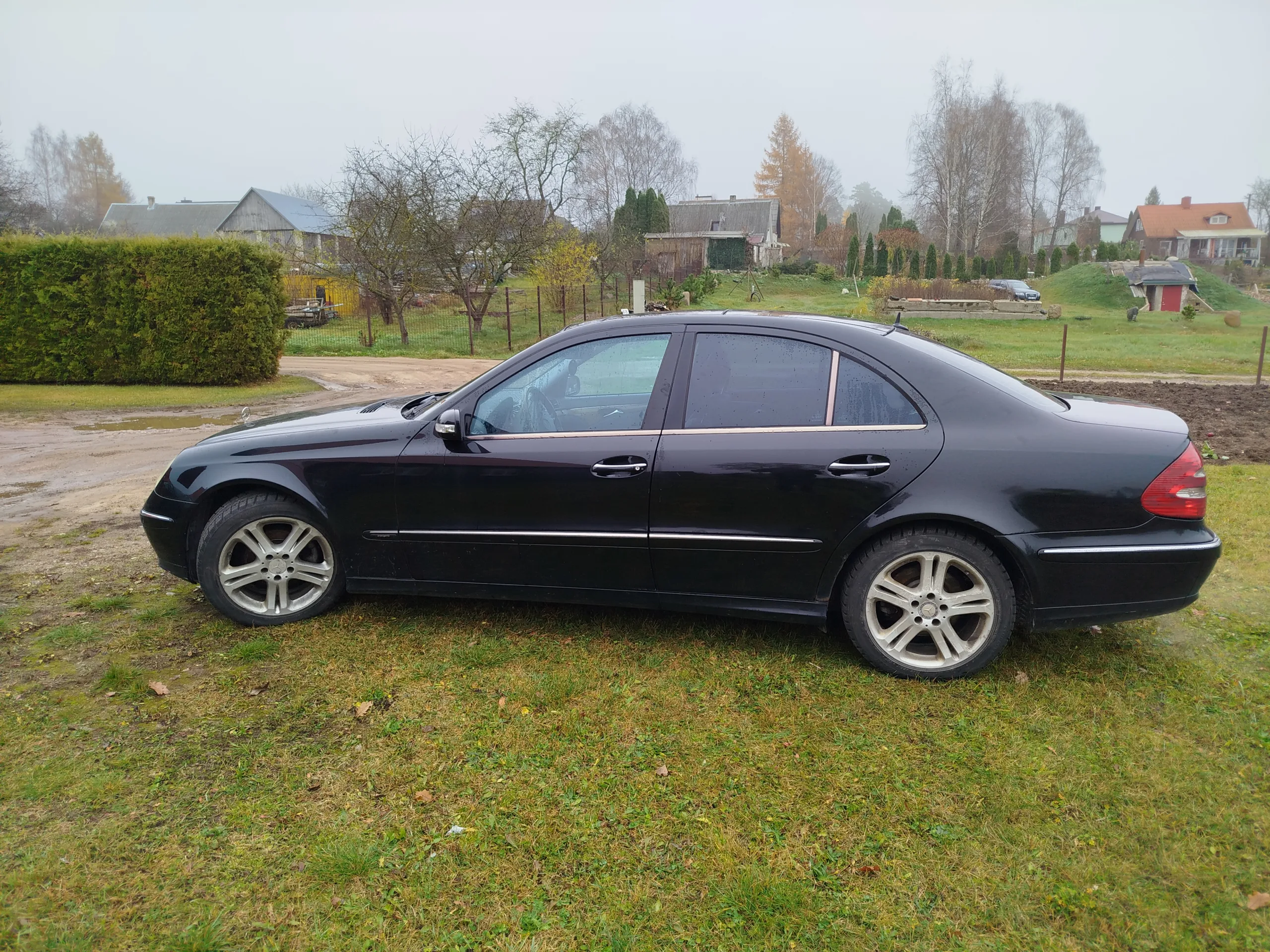 Mercedes-Benz E 270, 2003