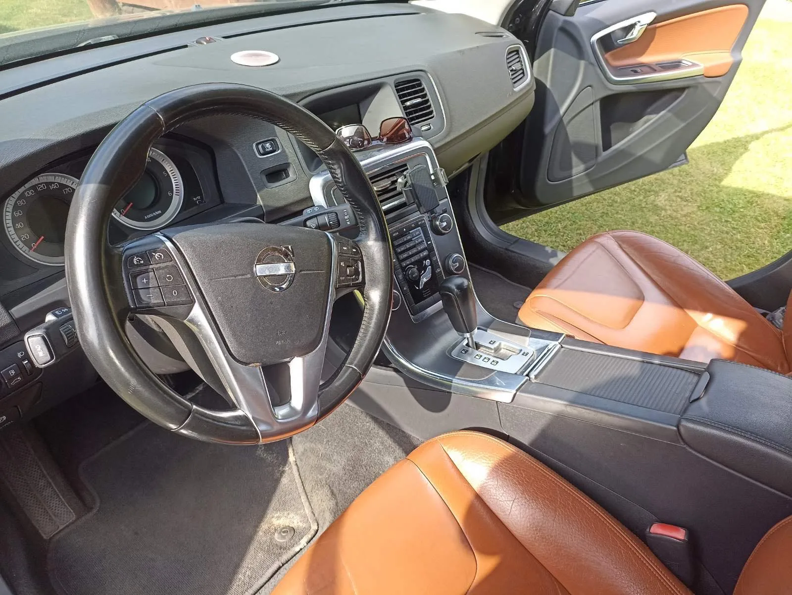 Volvo V60, 2011