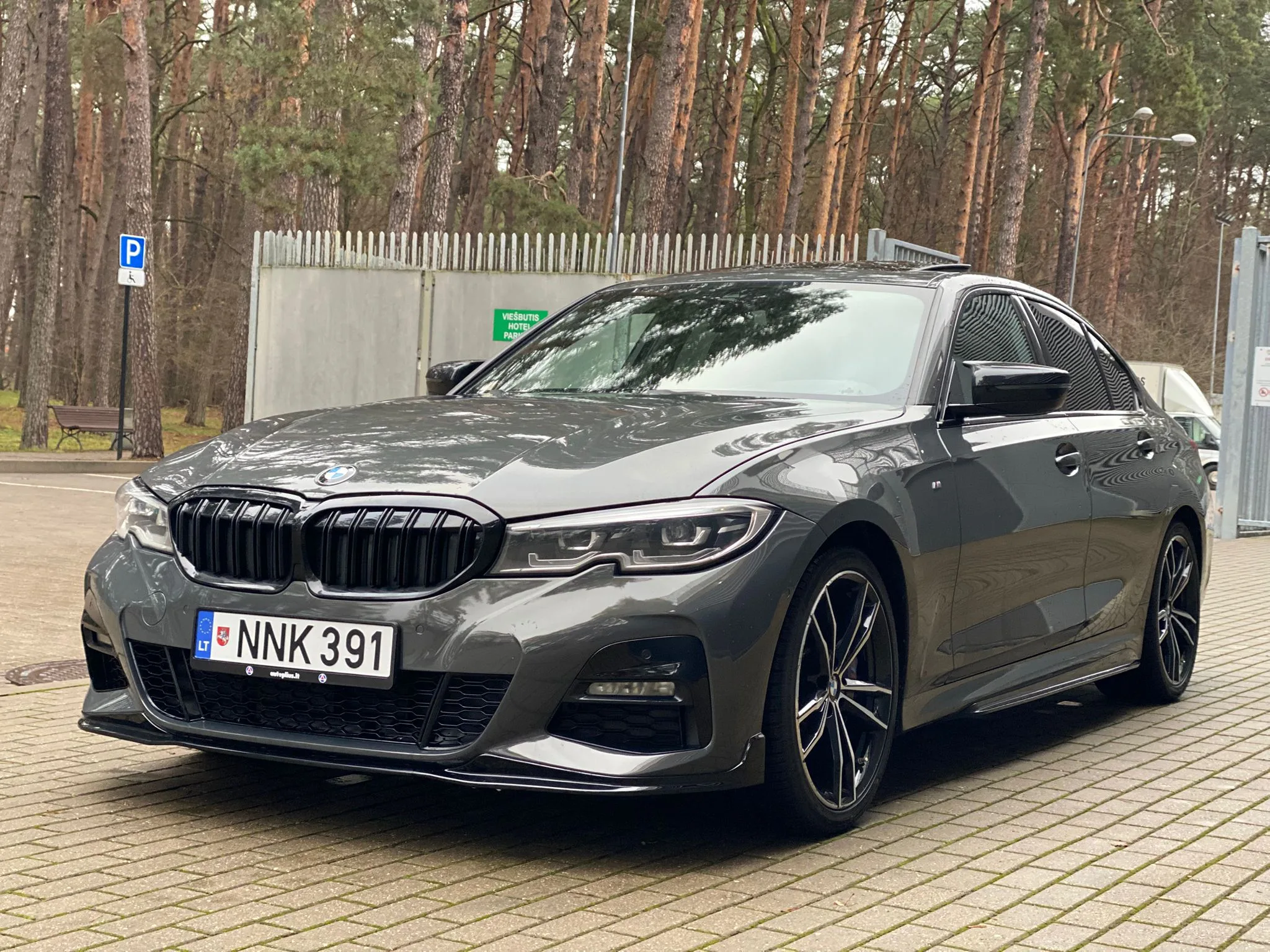 BMW 320, 2019
