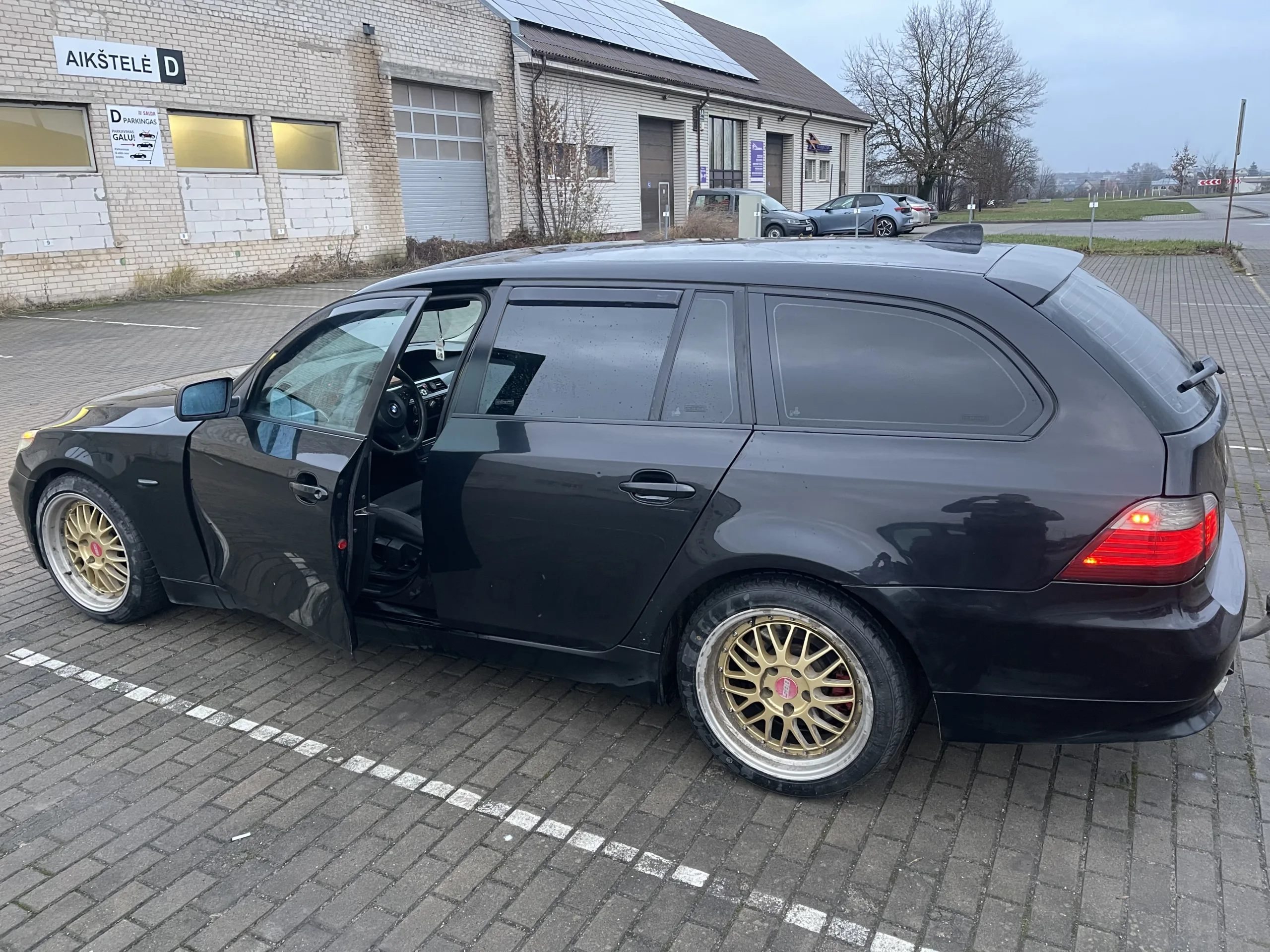 BMW 520i, 2007