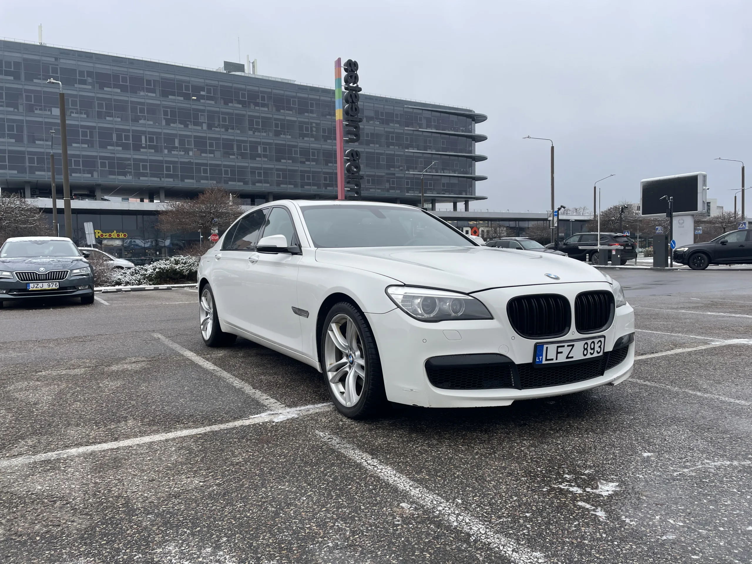 BMW 740, 2014