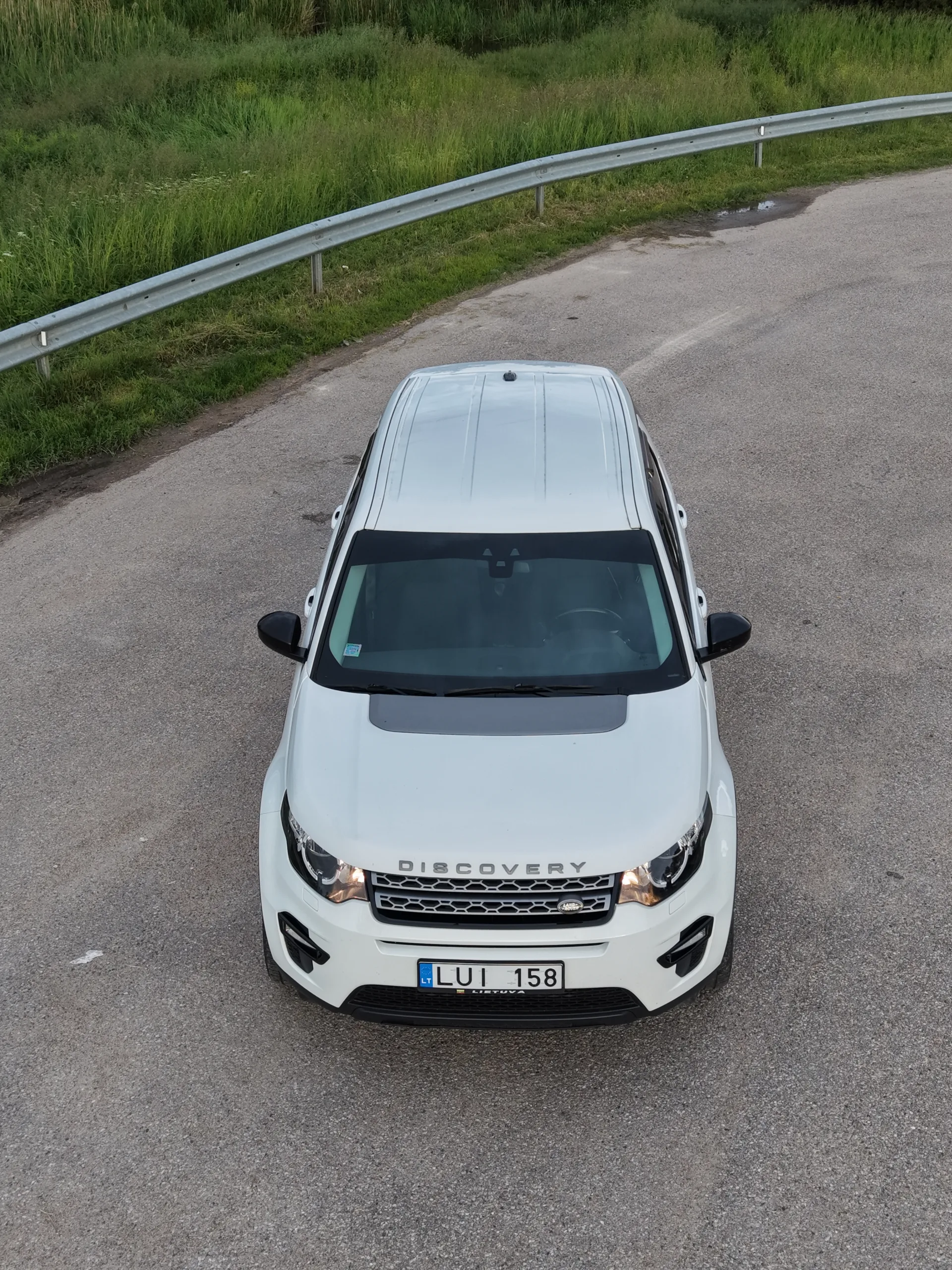 Land Rover Discovery Sport, 2015