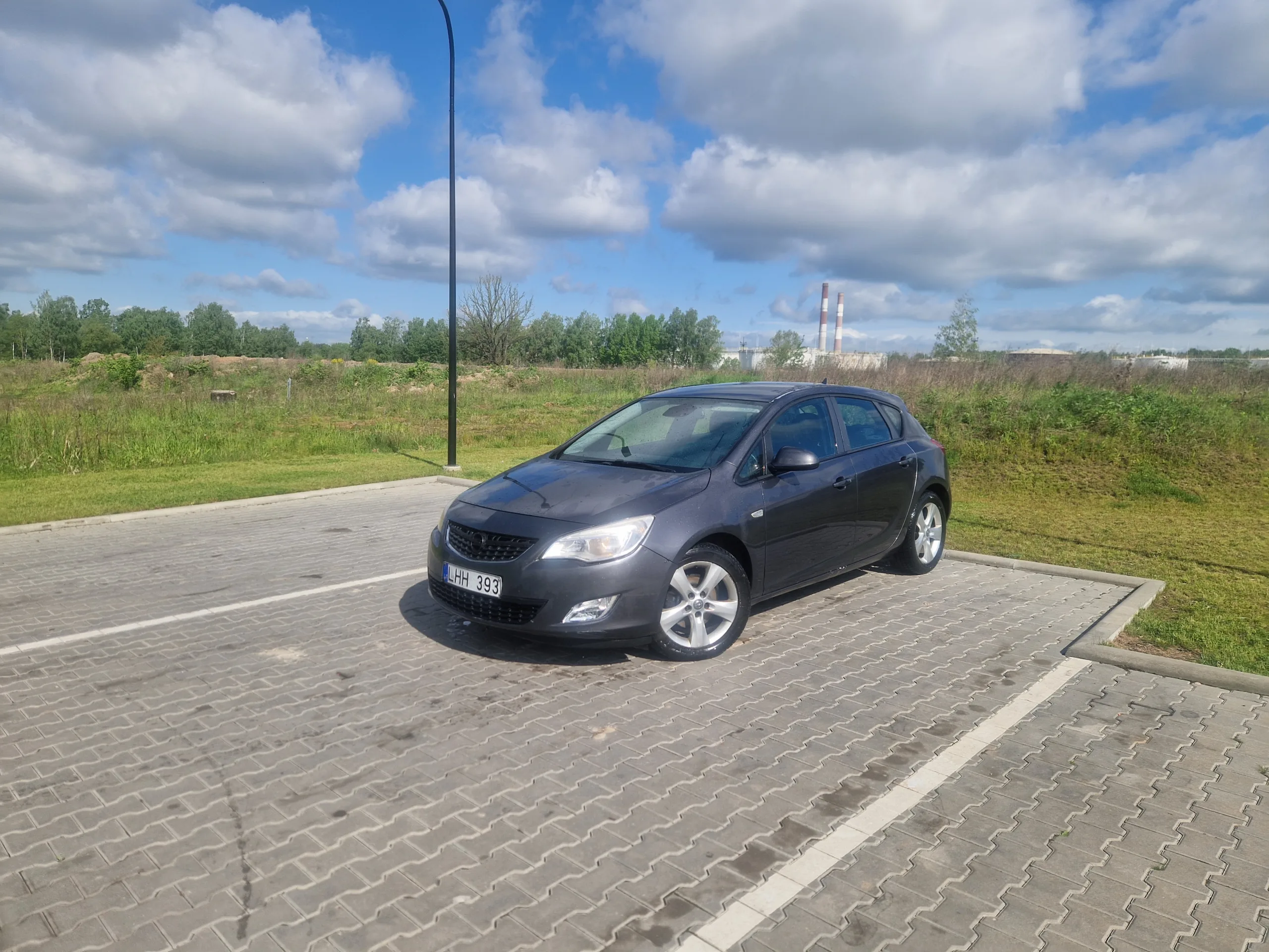 Opel Astra, 2011