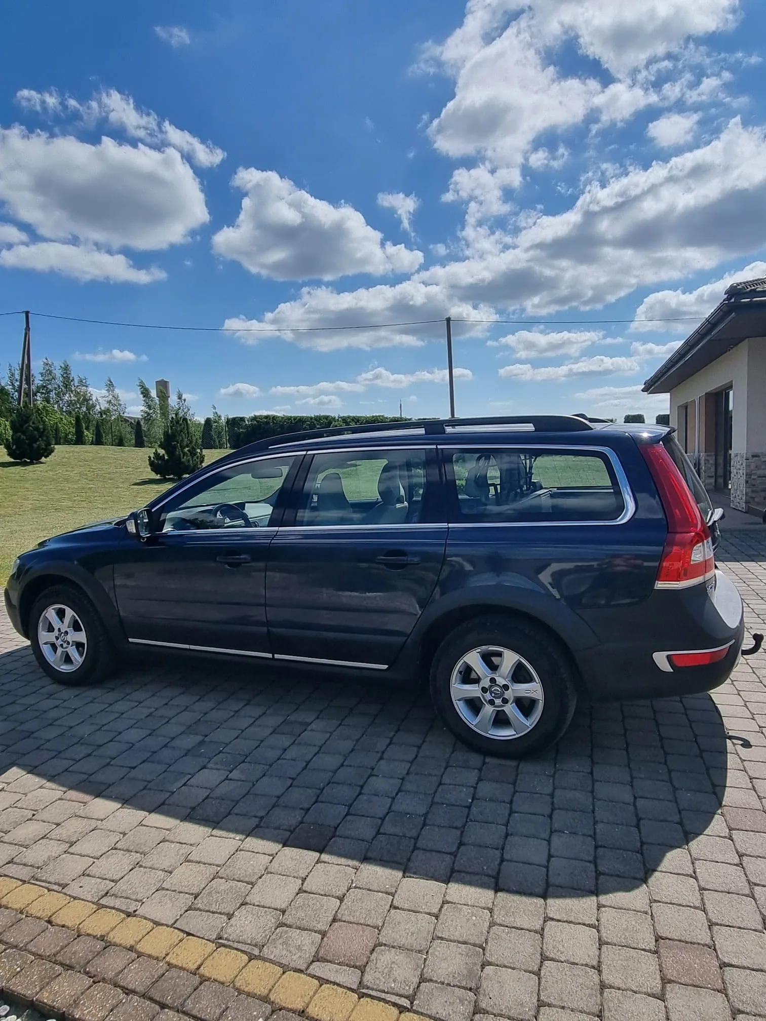 Volvo XC70, 2015