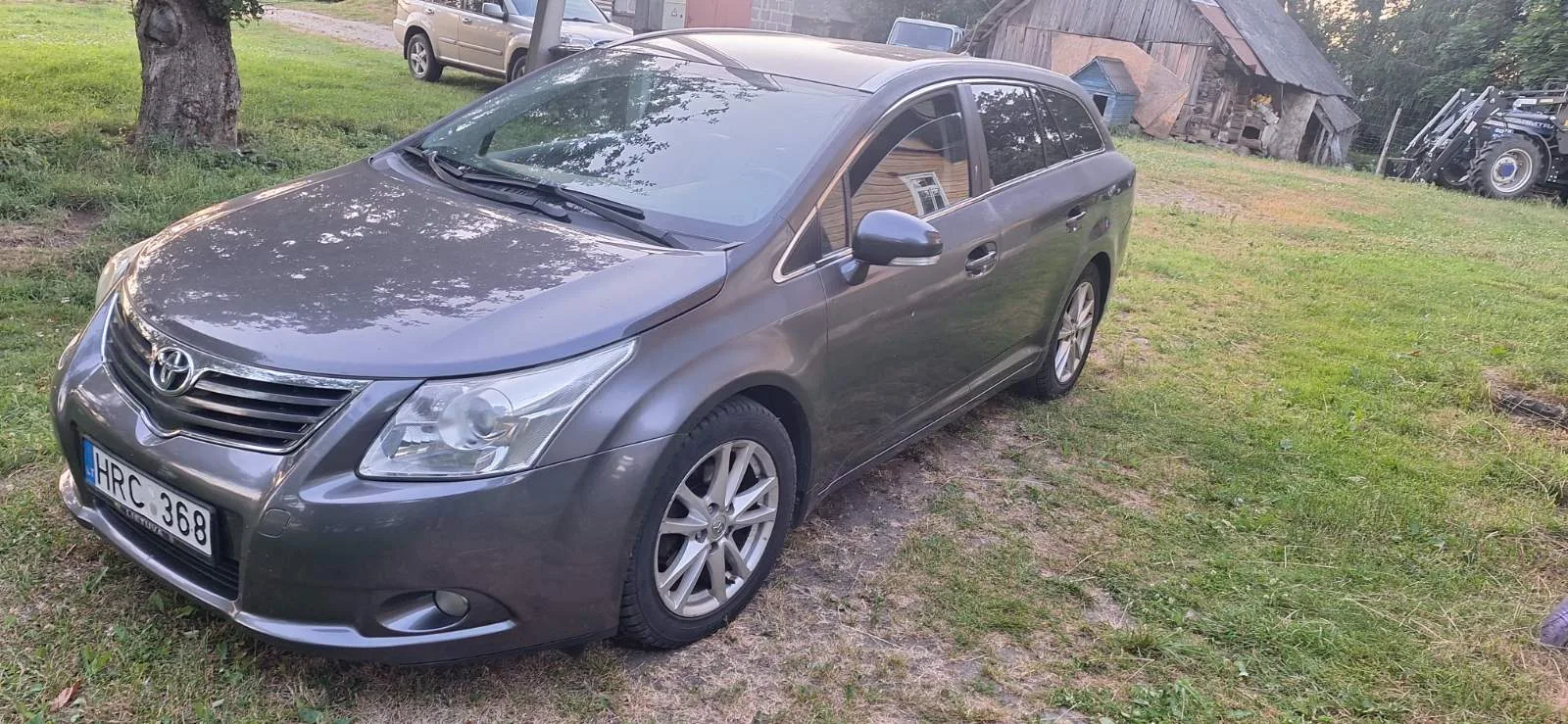Toyota Avensis, 2010