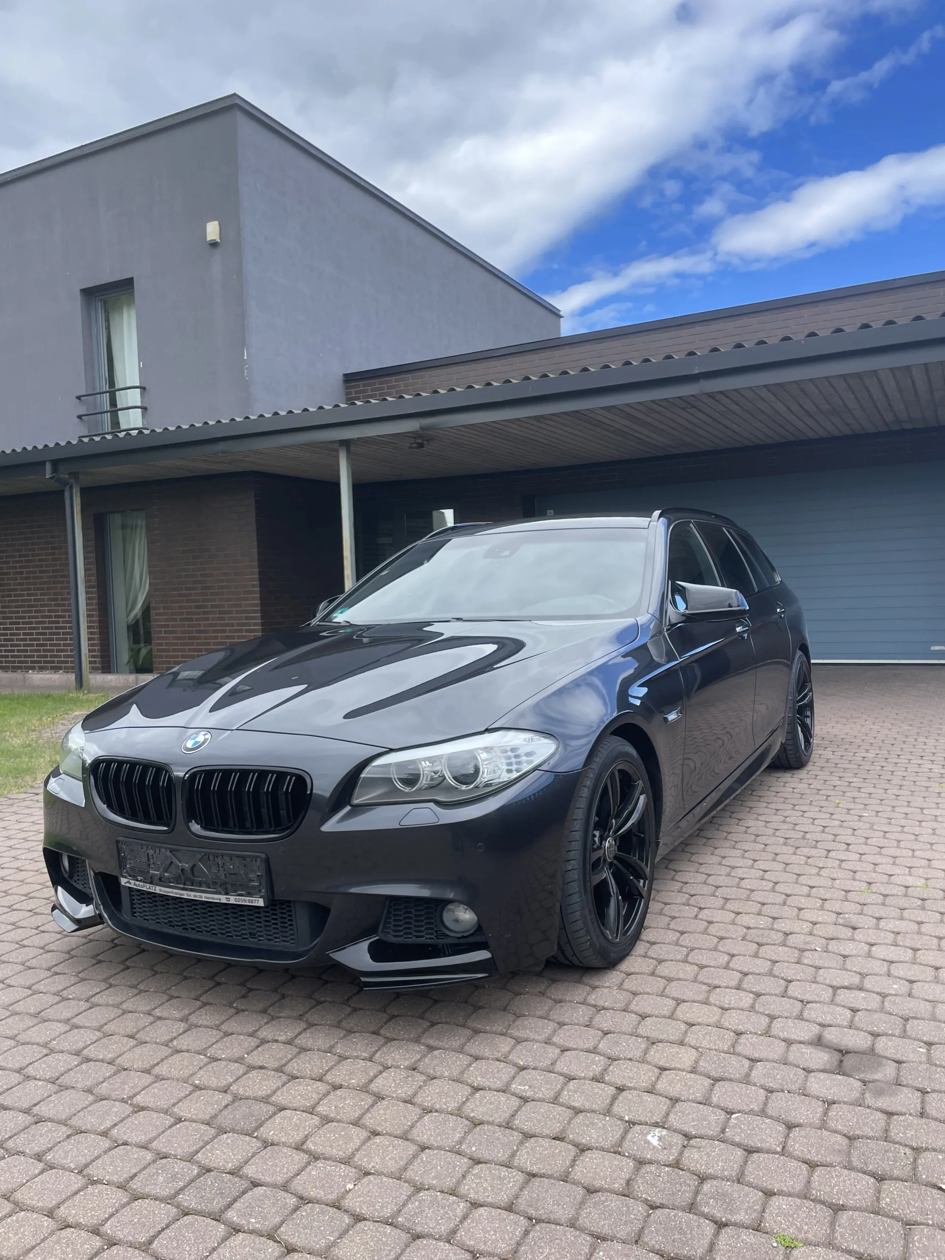 BMW 520, 2011