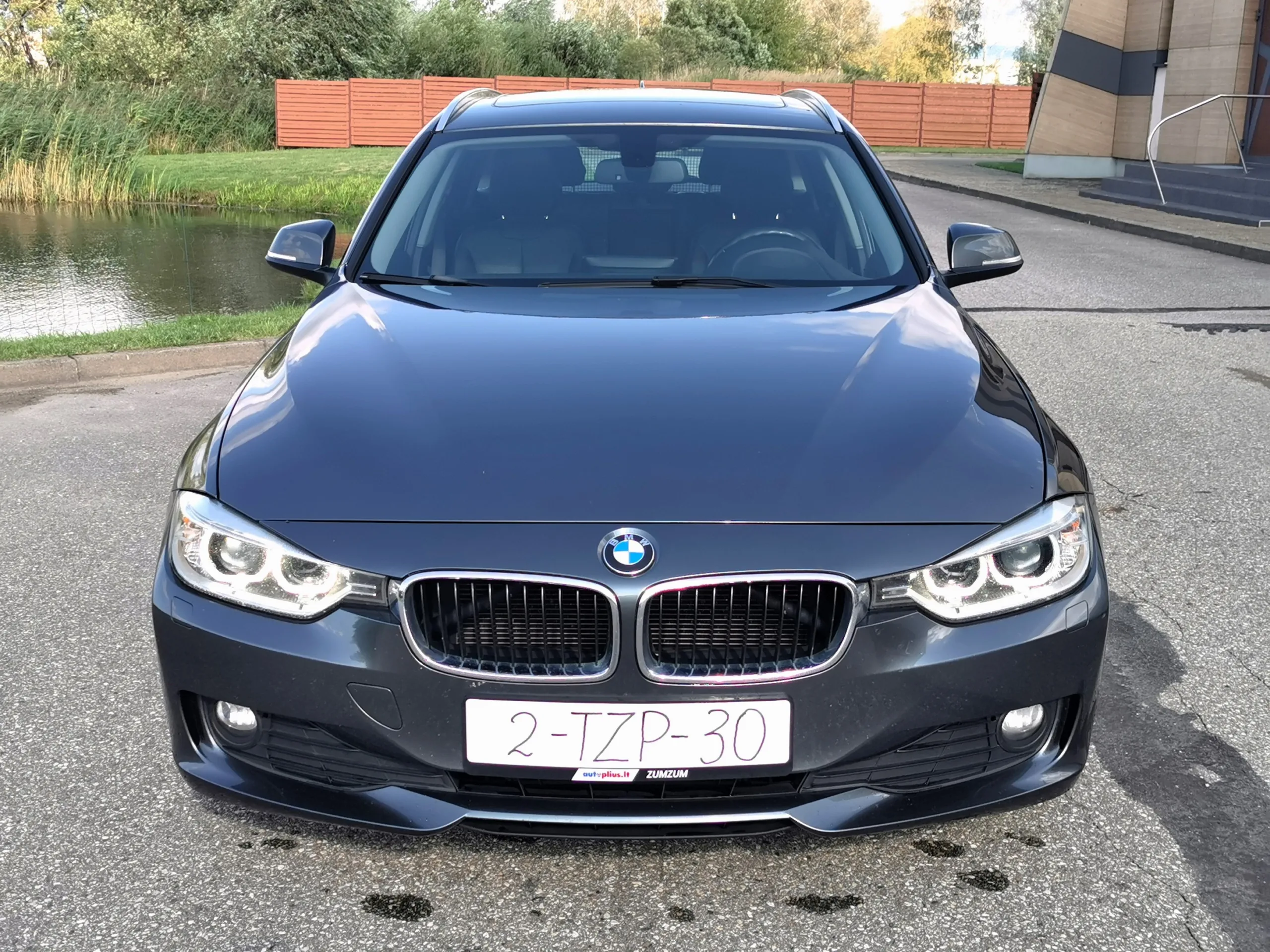 BMW 320, 2014