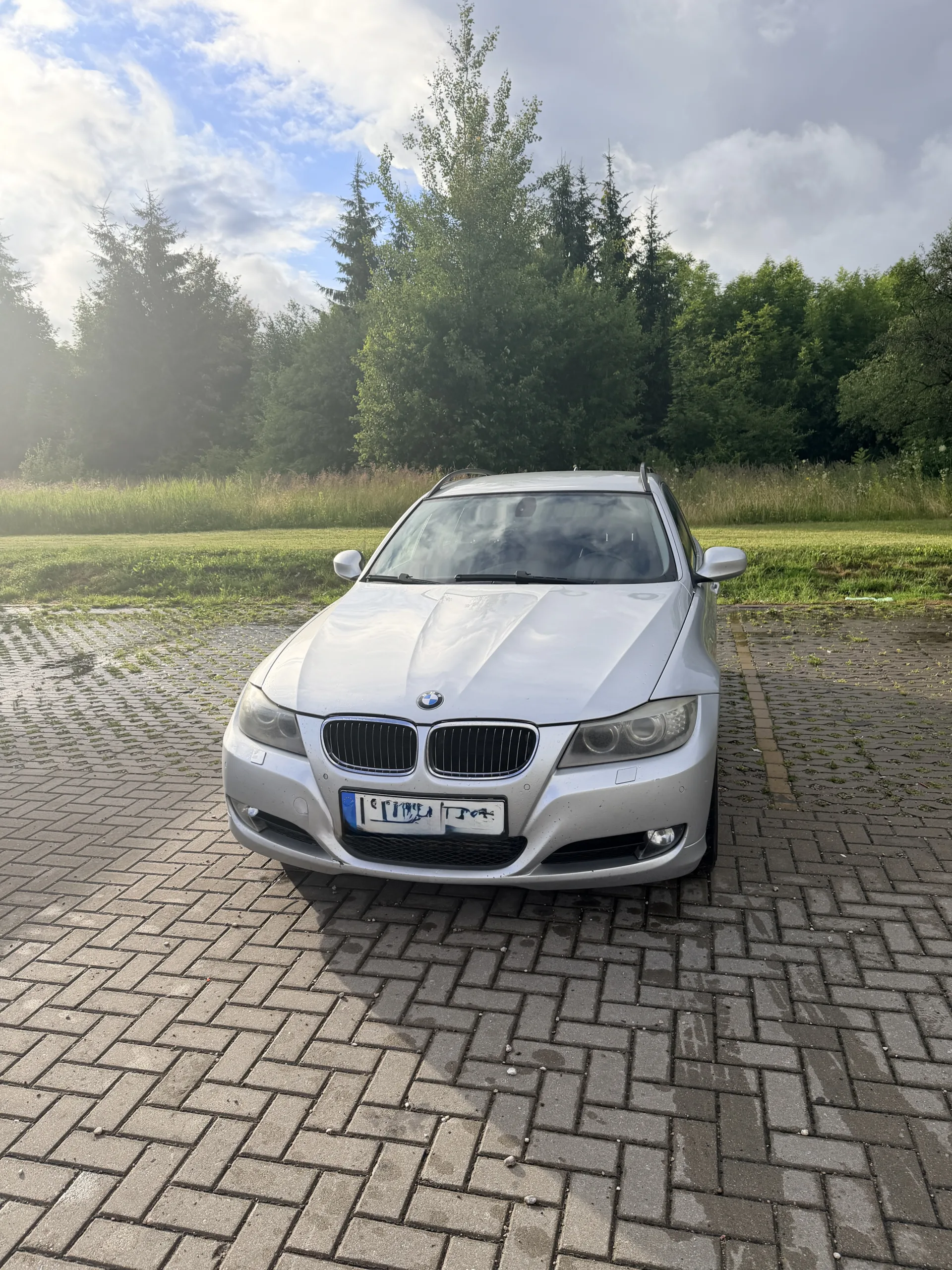 BMW 325, 2009